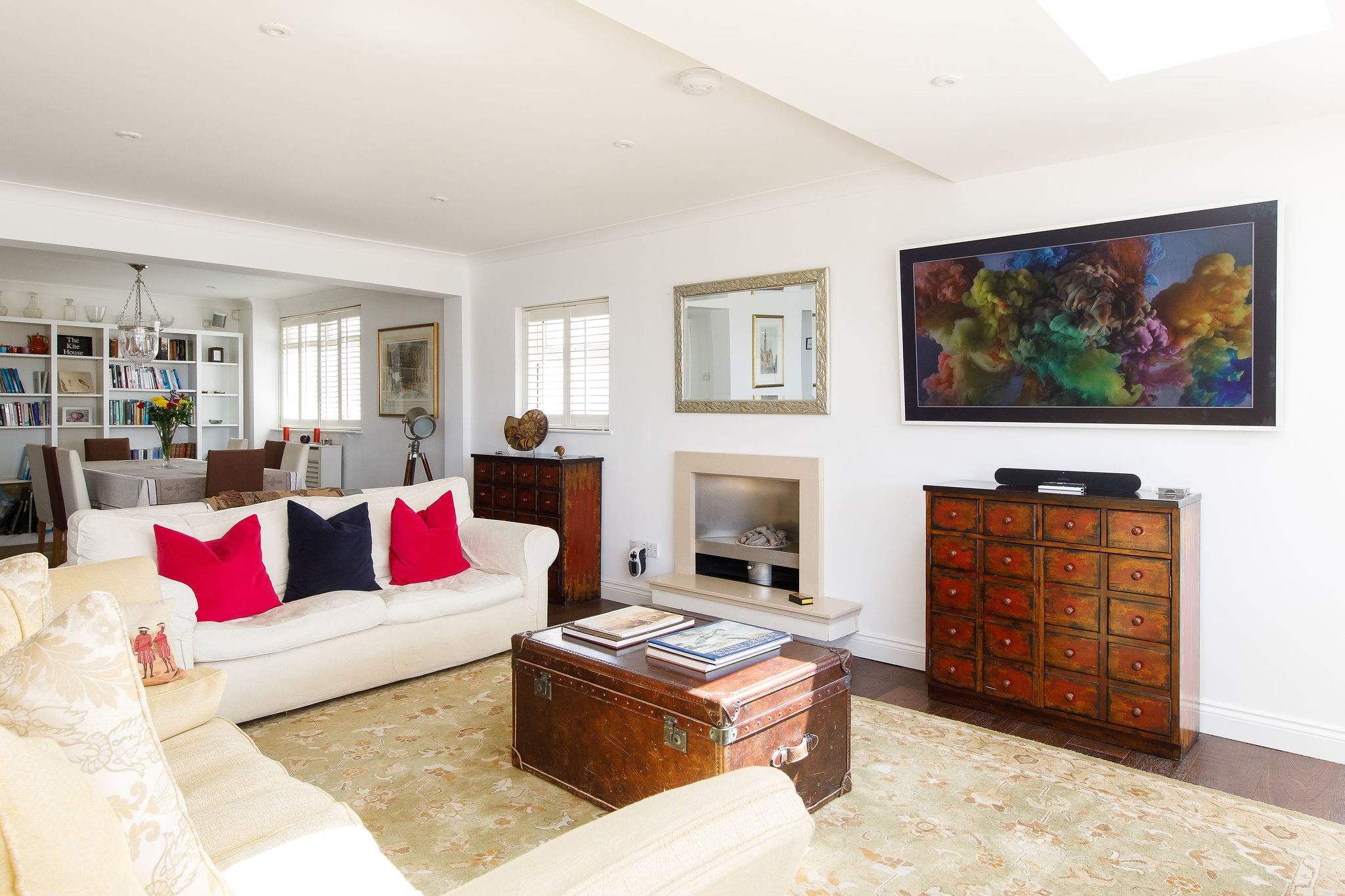 Relax and unwind in the lounge with a good book or film on the Smart TV.