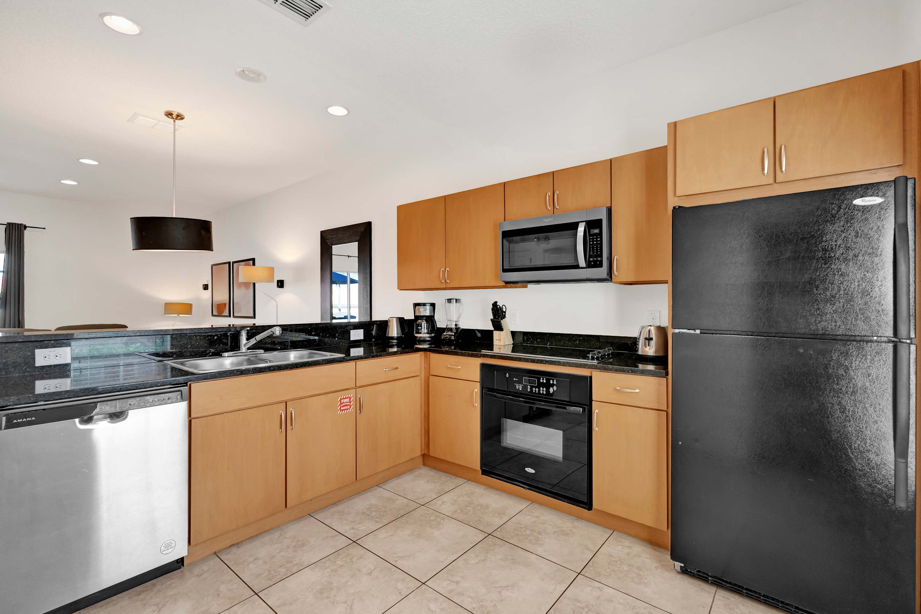 Fully equipped kitchen