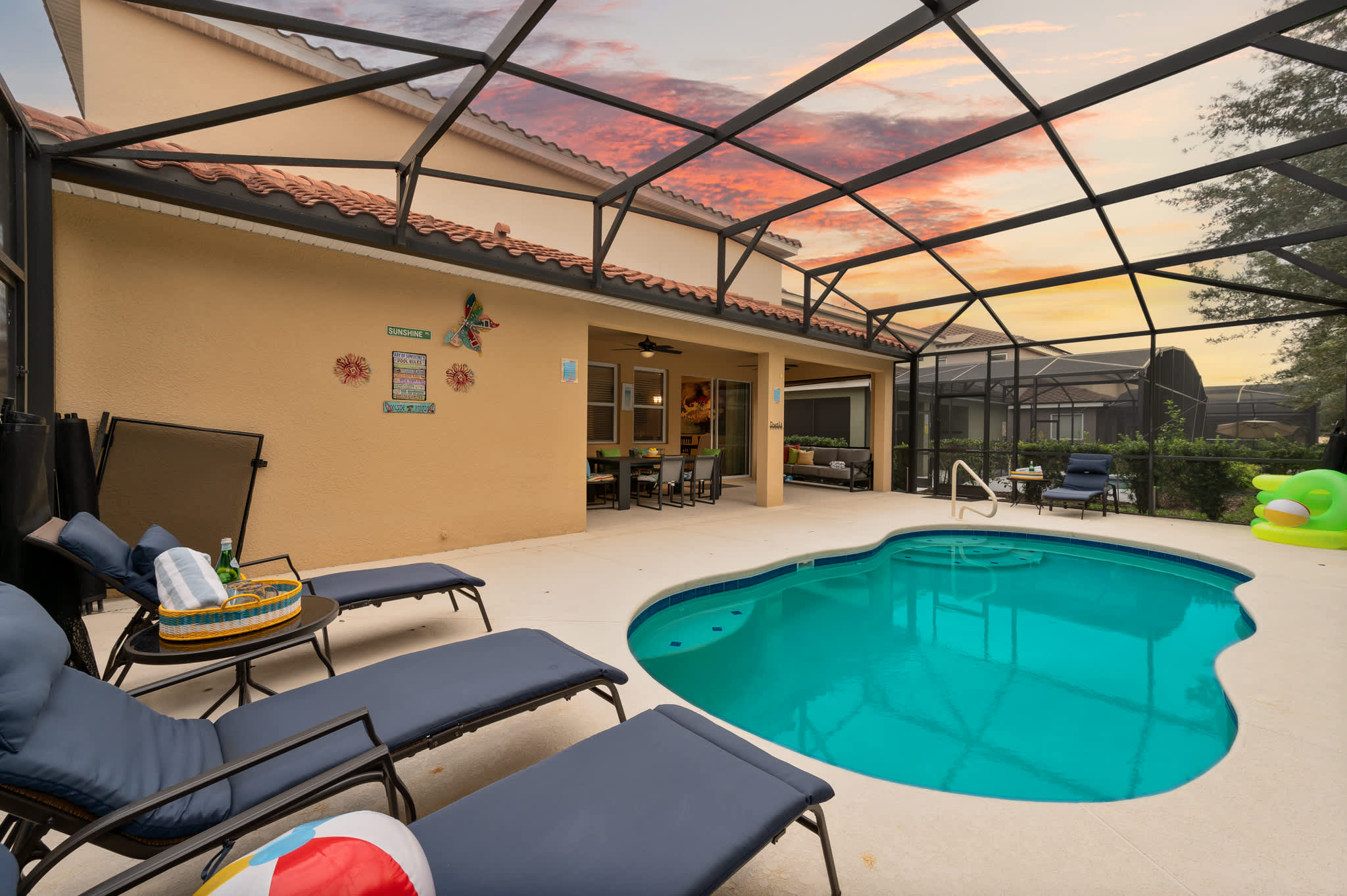 Resort home w/ pool, theater & game room