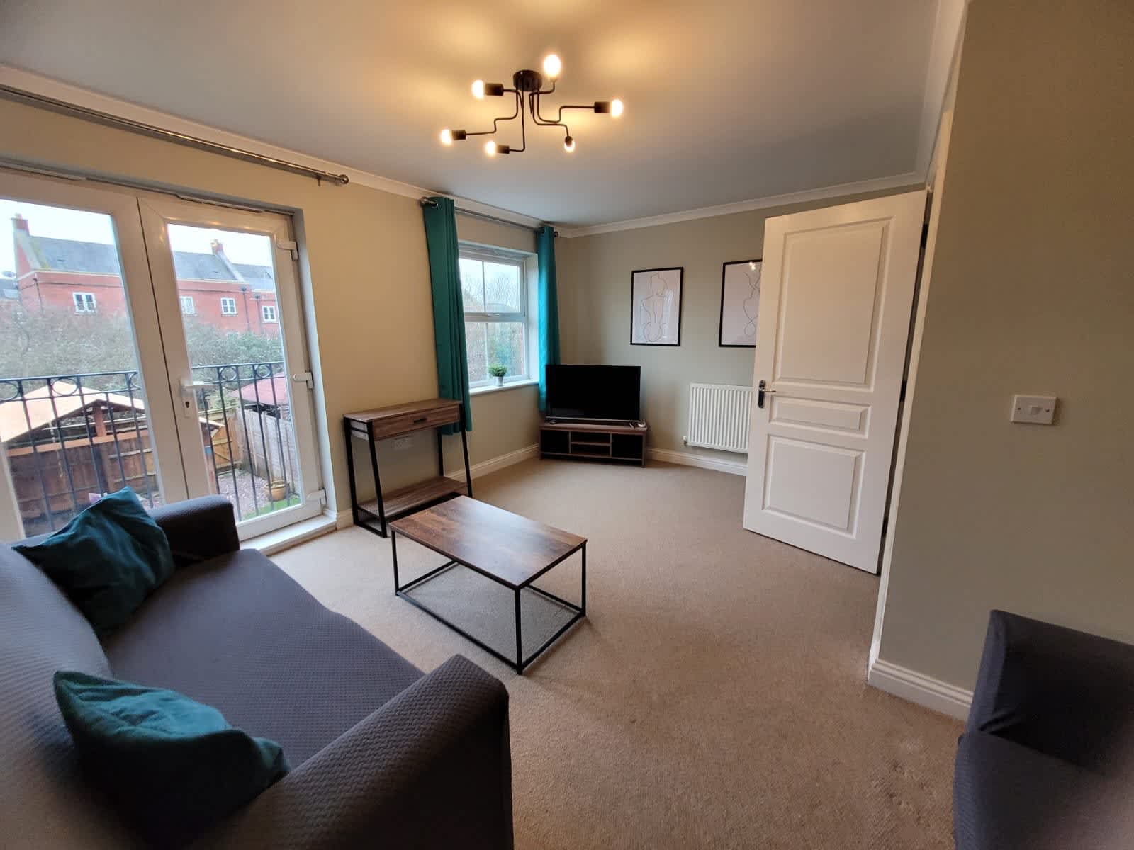 Hebden - Spacious Home - Garden - Free Parking