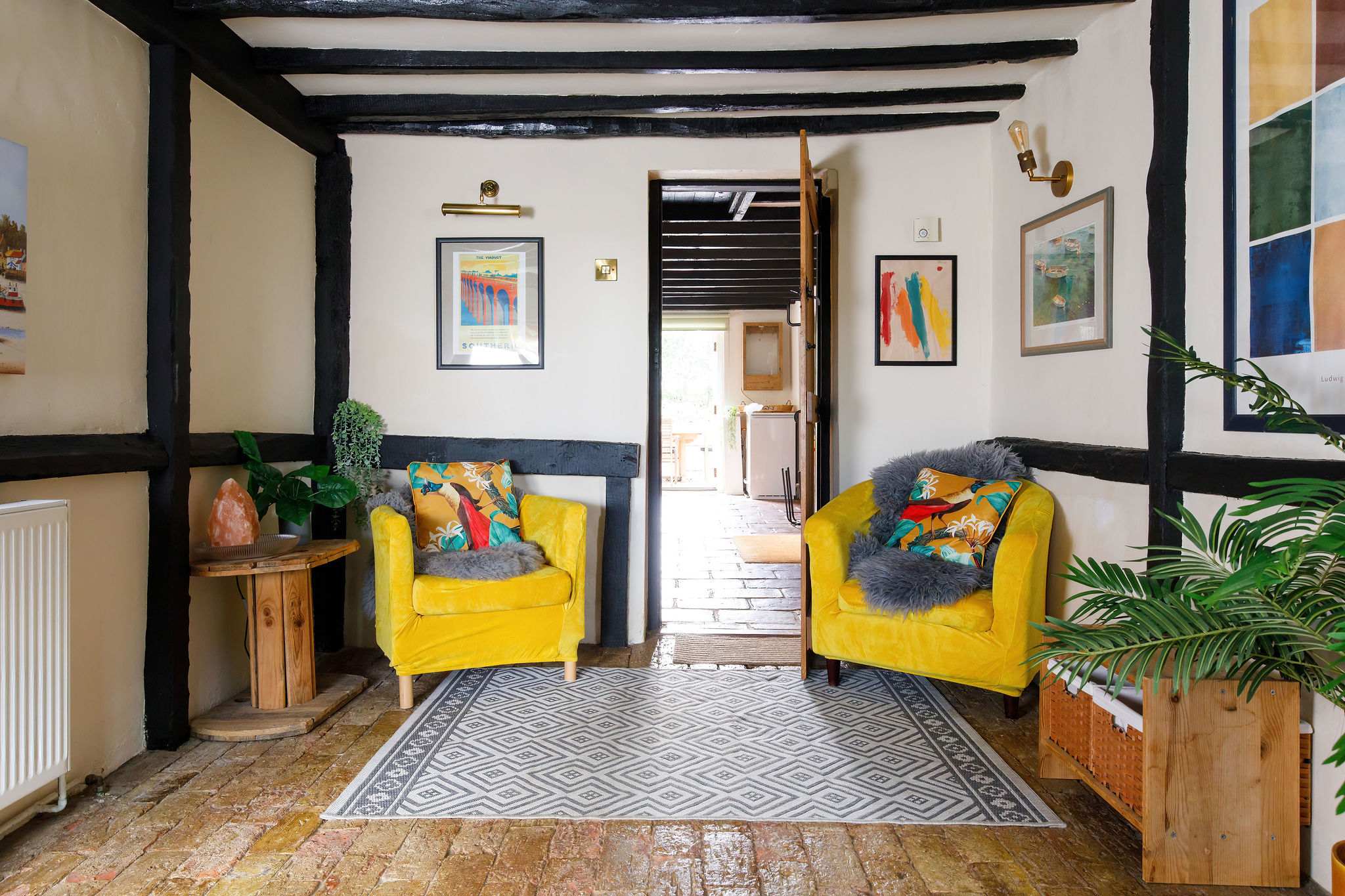 Find your favourite spot and take the weight off your feet with a cuppa and good book.