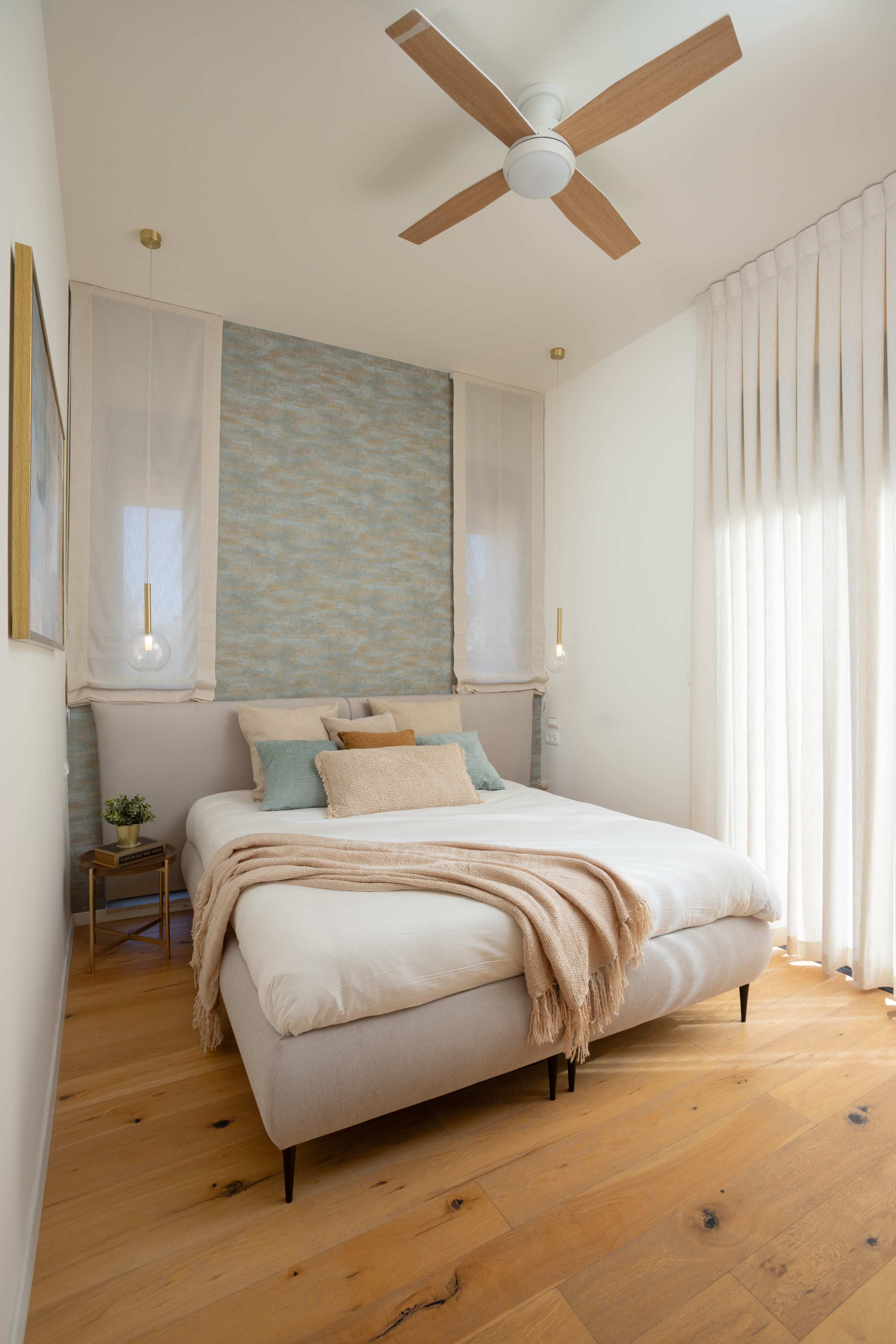 Modern 3 br Rehavia + rooftop! photo 8