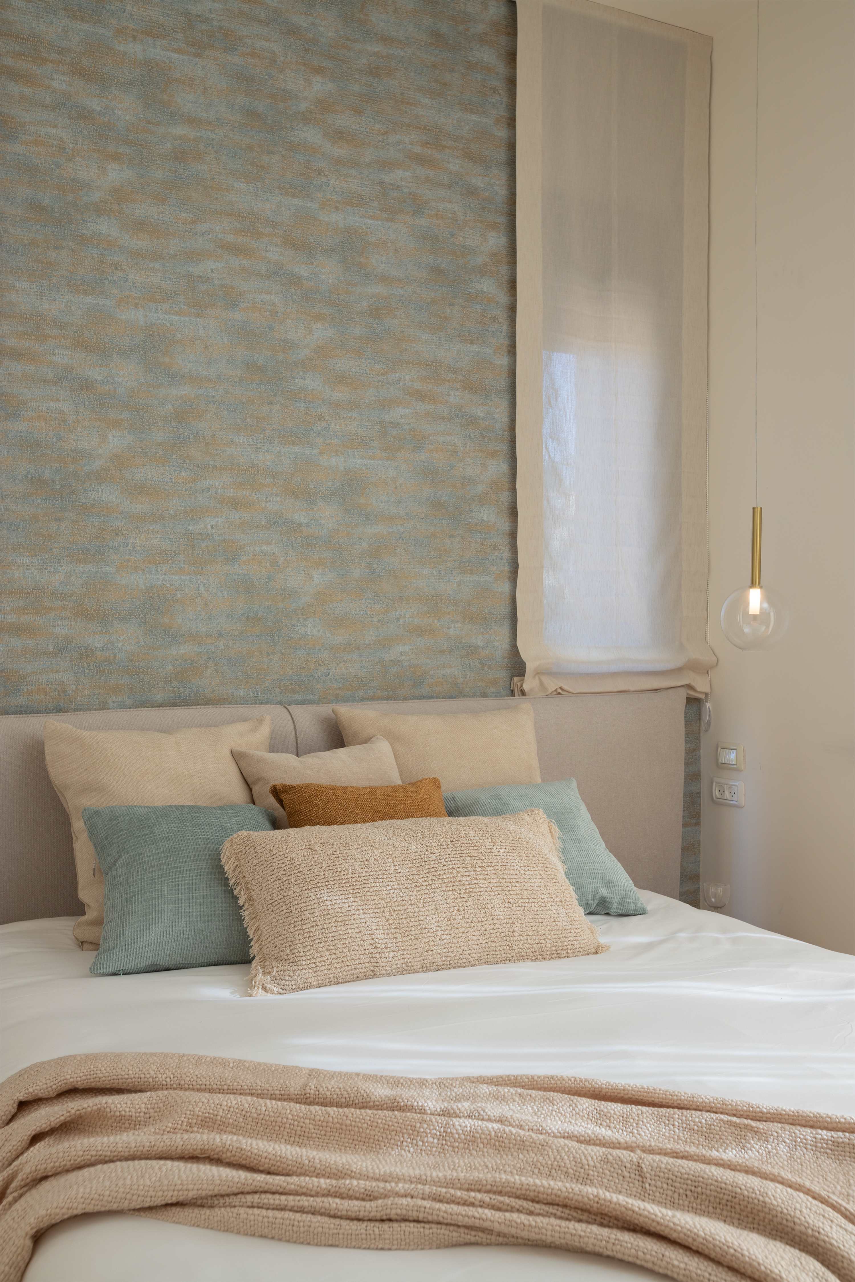 Modern 3 br Rehavia + rooftop! photo 9
