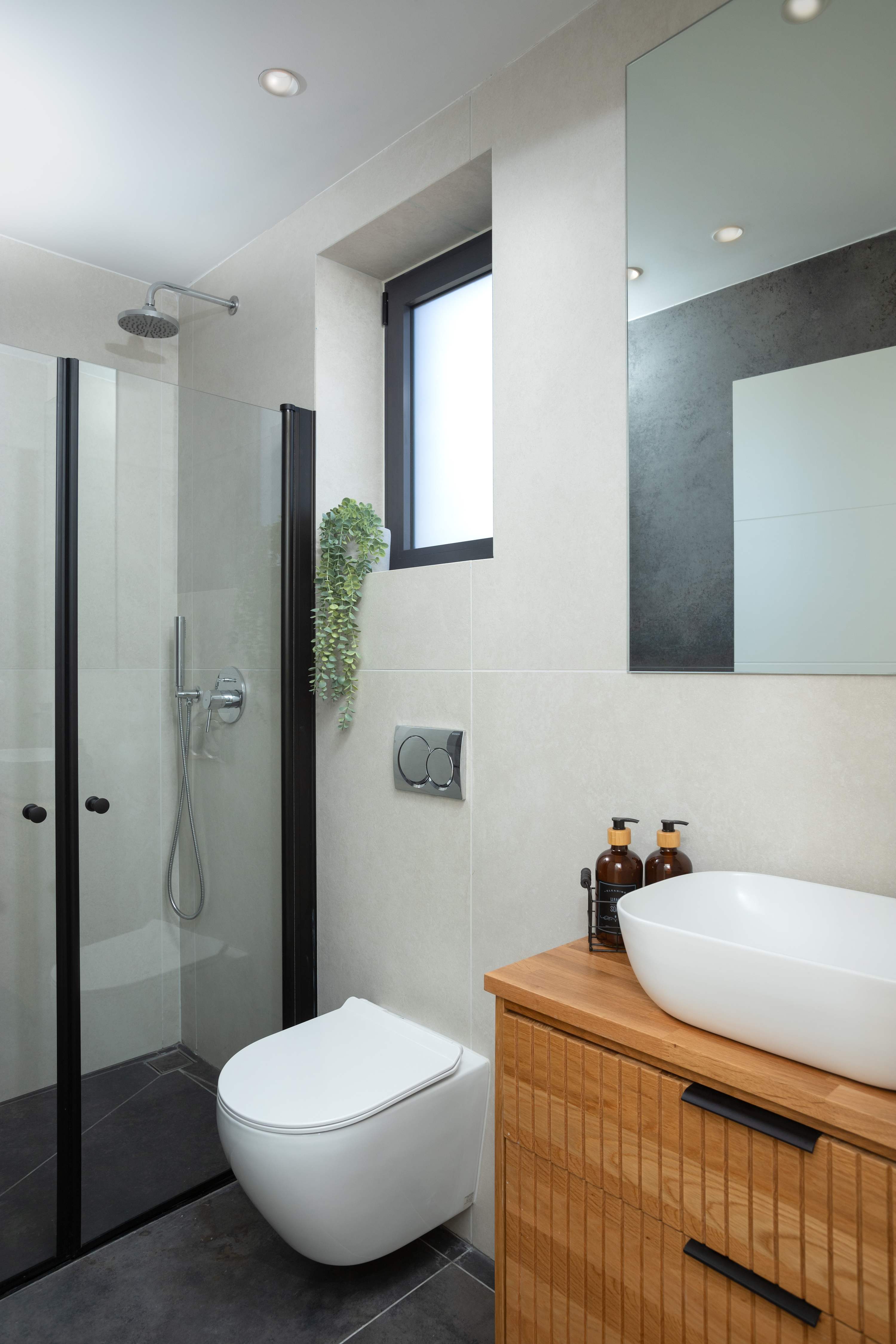 Modern 3 br Rehavia + rooftop! photo 17