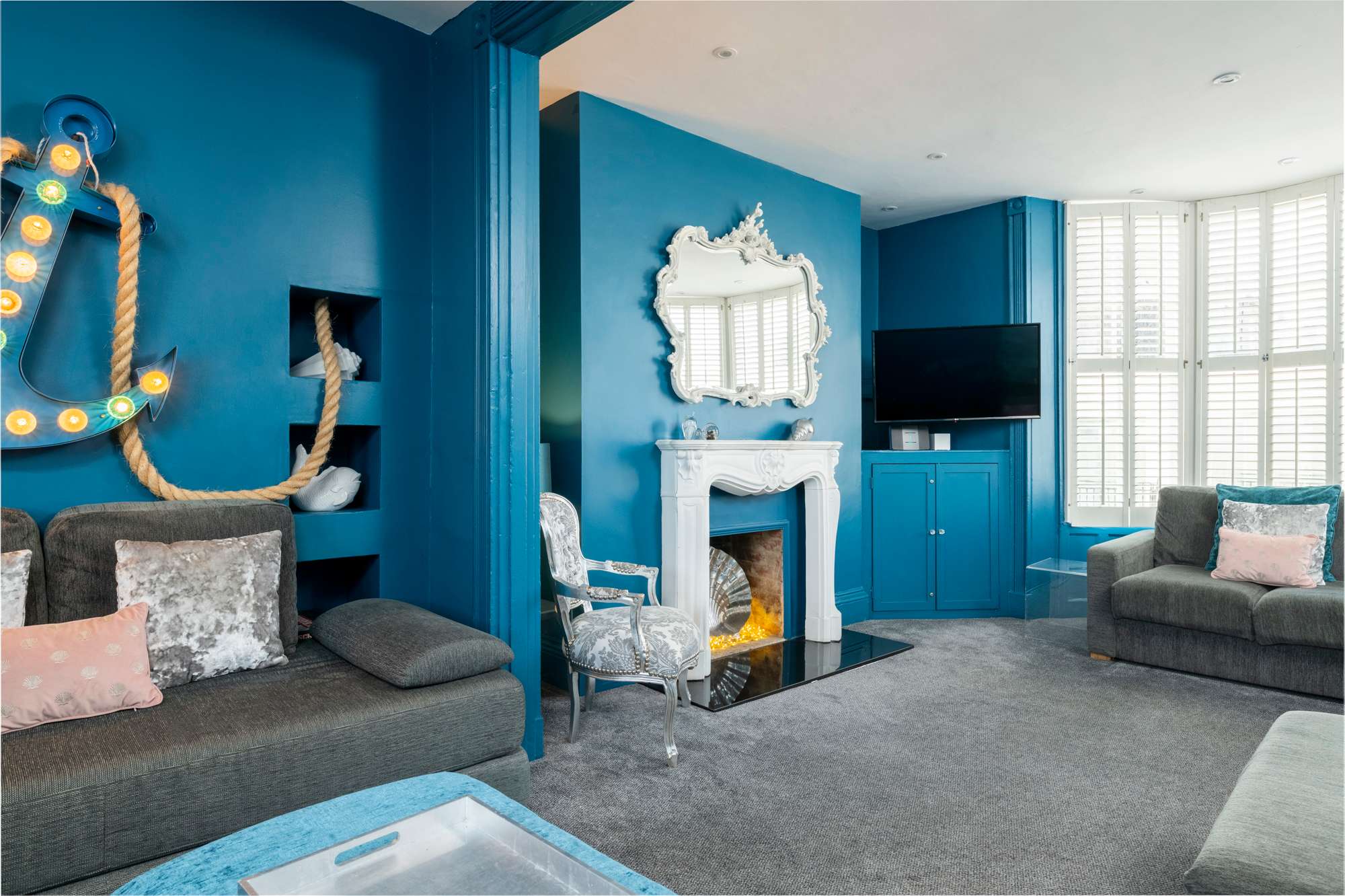 Darling By The Sea | by Brighton Holiday Lets - Brighton Holiday Home - Image 2