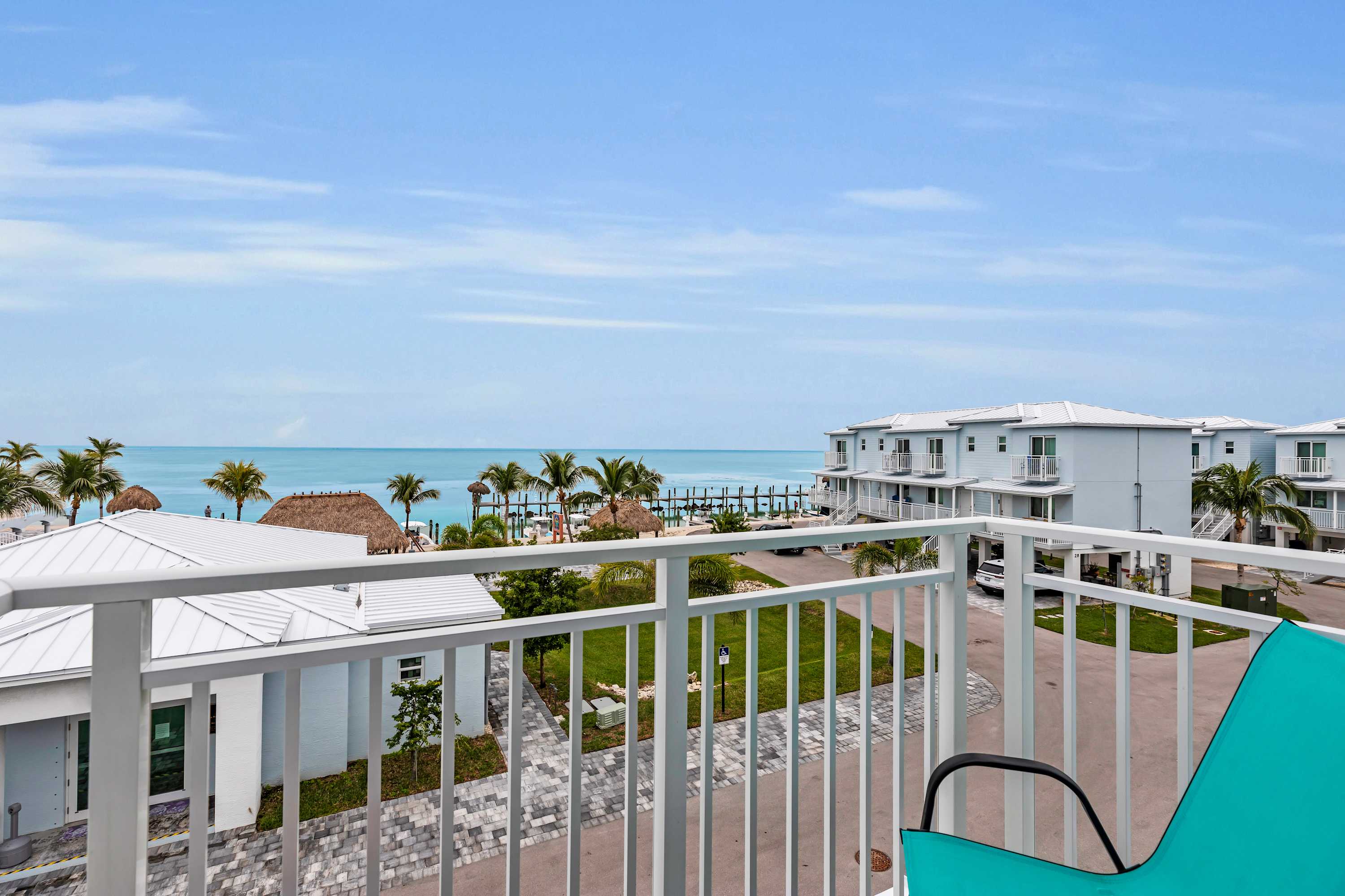 Seashell Sanctuary 1B 2Ba Pool Clubhouse Elevator — Marathon, FL — vacation rental