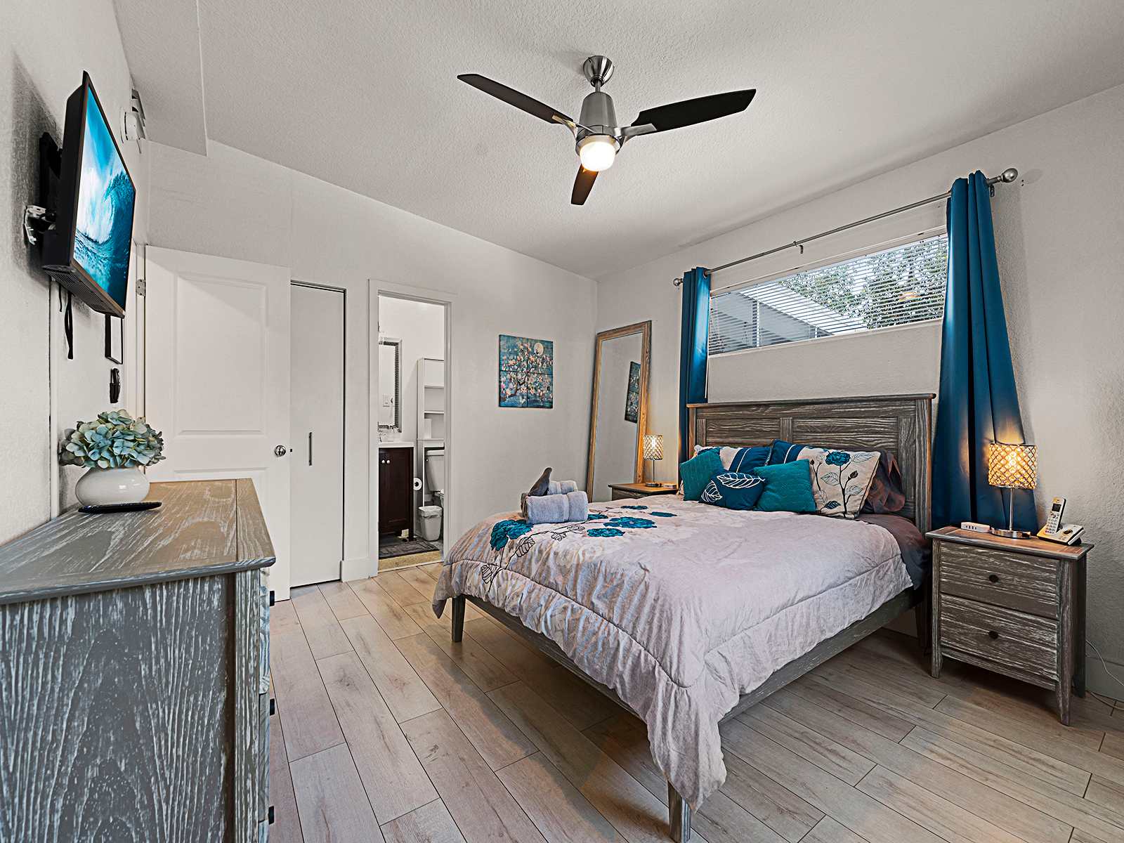 Casa Sunshine - Heated Pool Minutes to Beach