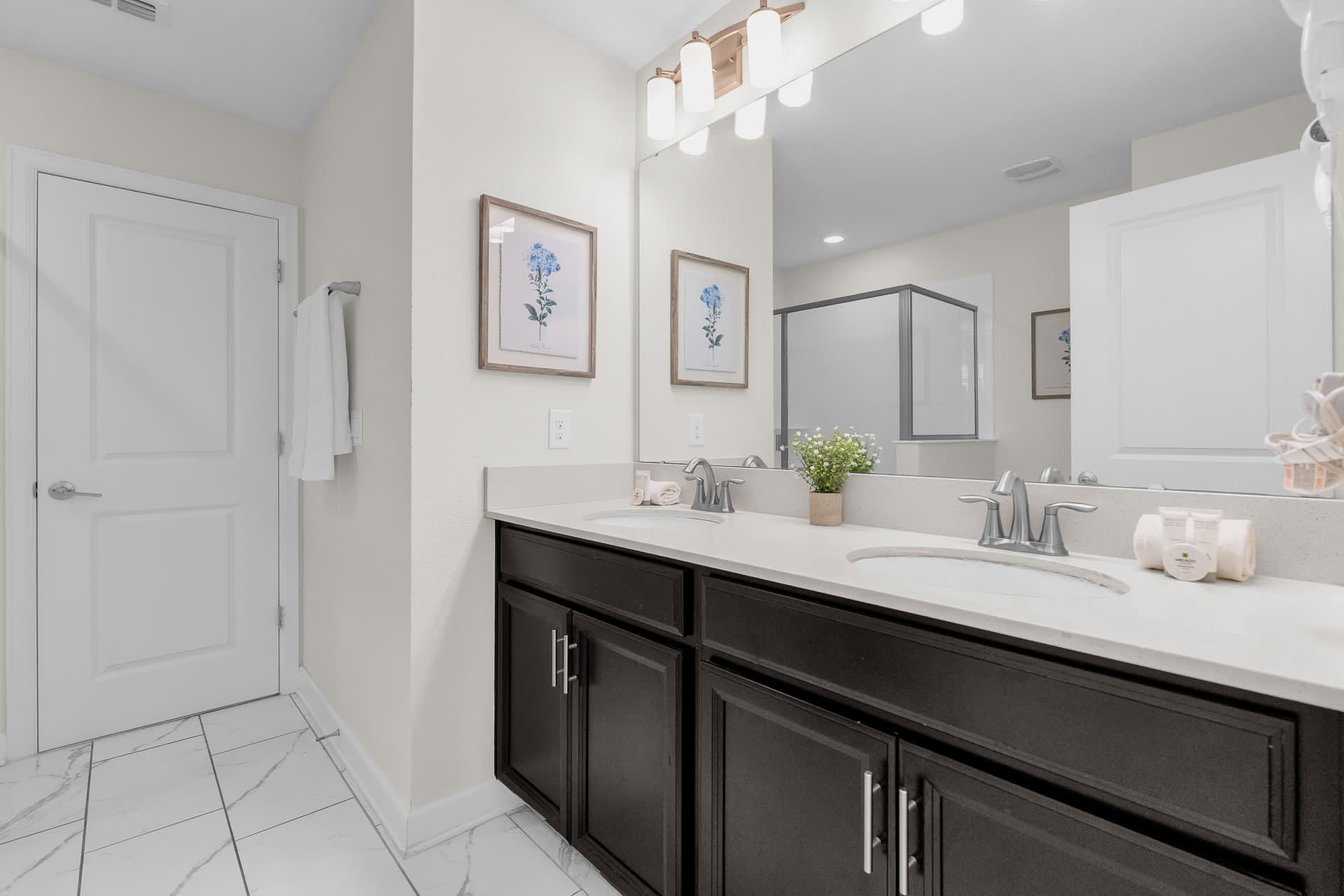 Modern Bathroom with Standing Shower