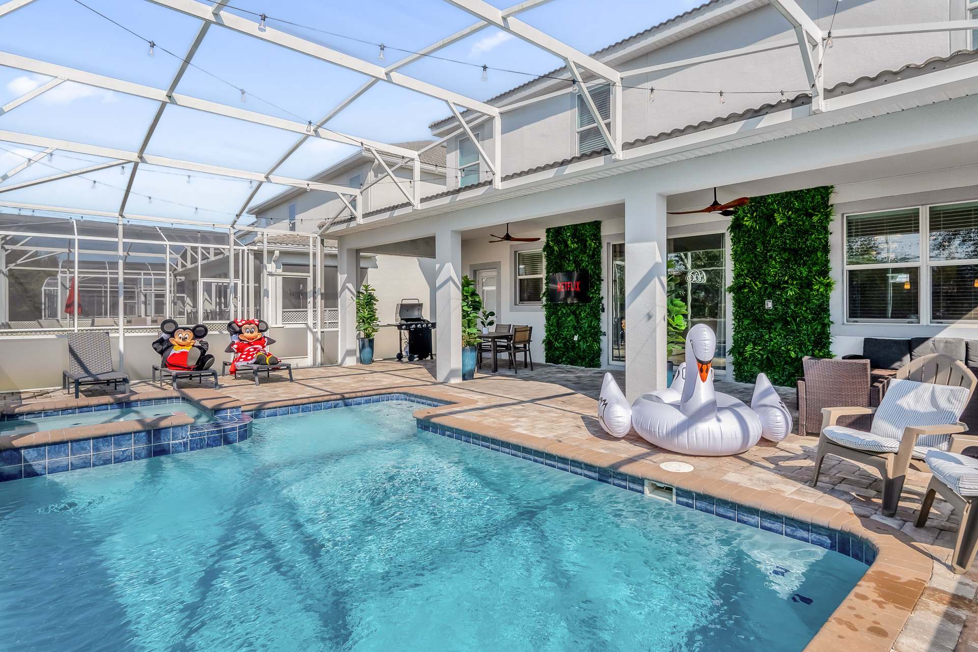 Private Swimming Pool and Furnished Patio