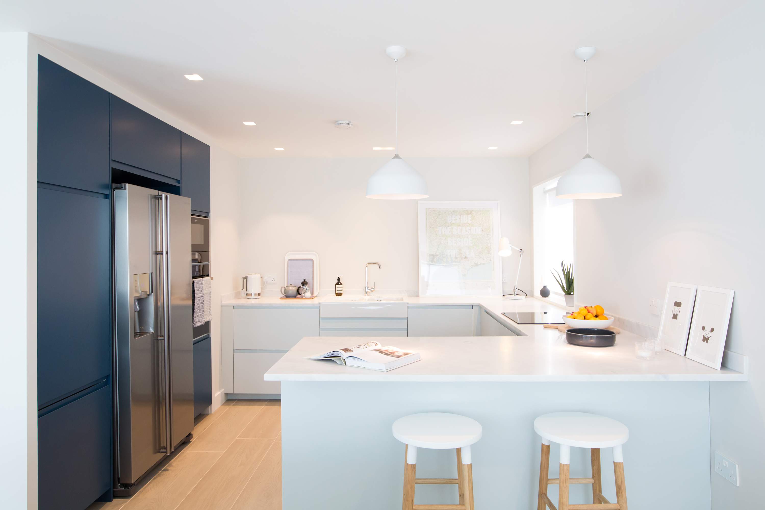 Insta-worthy 4br designer house 5 min to the beach