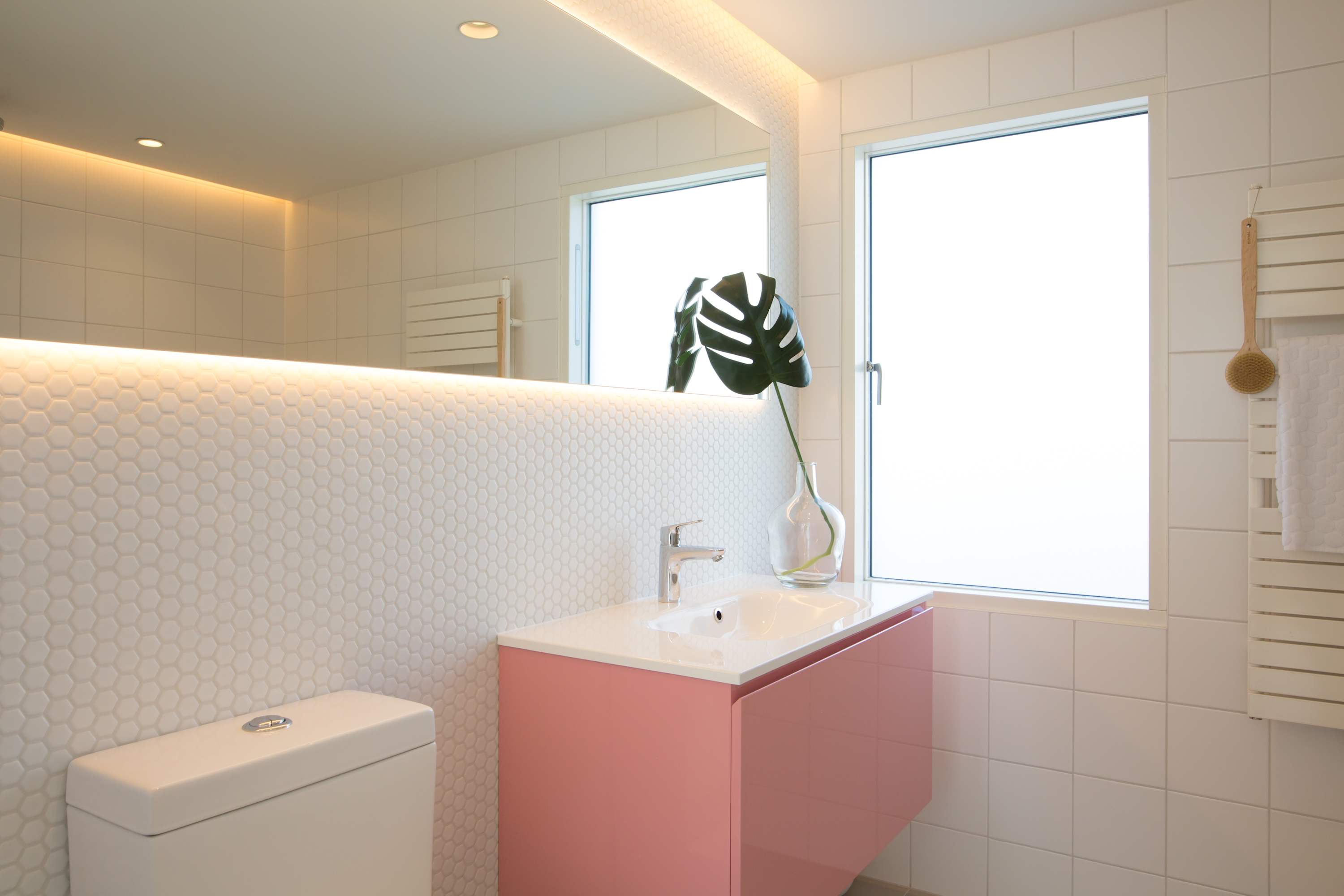 Freshen up in style! The bathrooms all have fantastic lighting with quality fixtures and fittings.