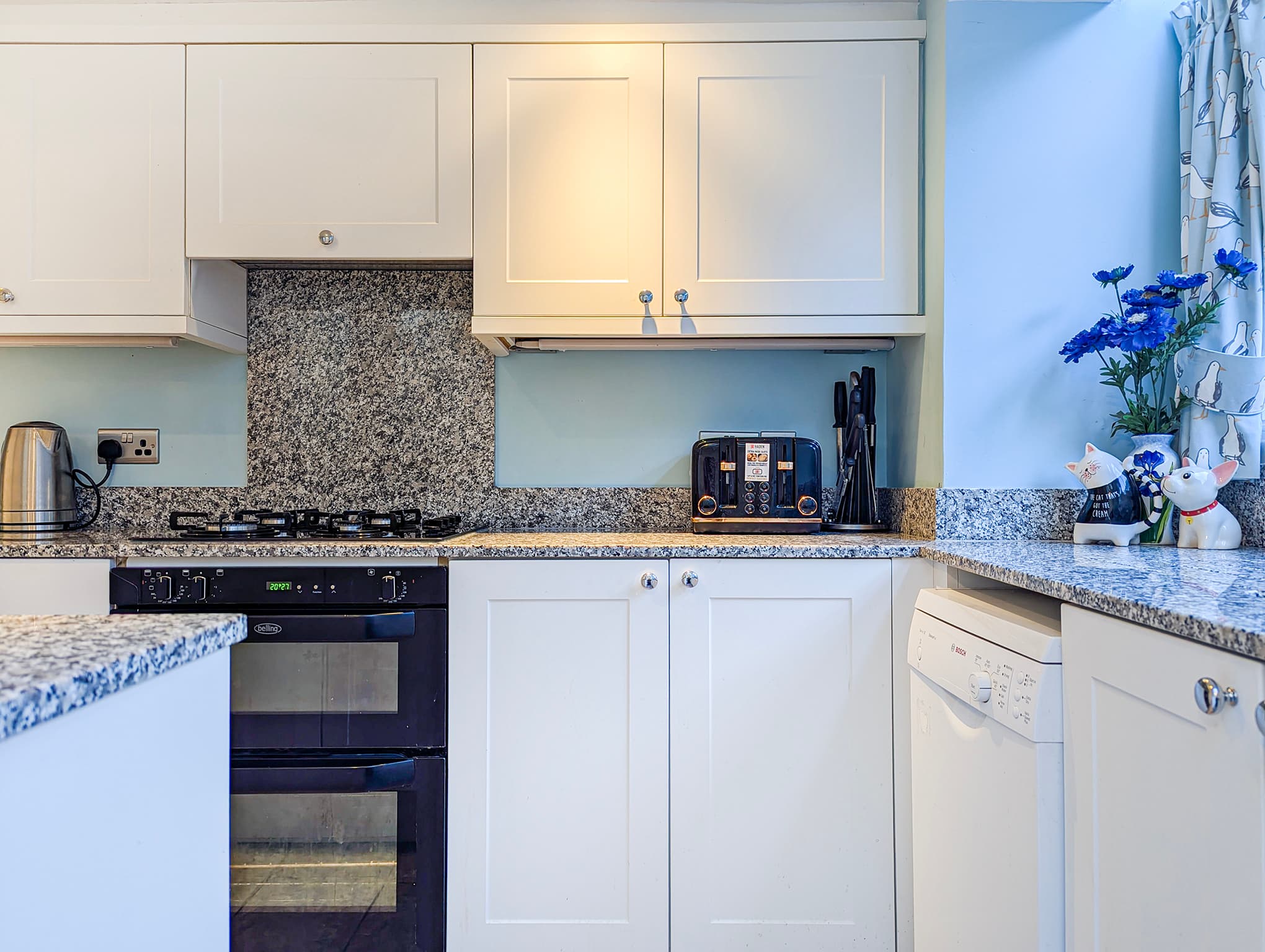 Clifton Cottage - by Brighton Holiday Lets - Brighton Holiday Home - Image 7