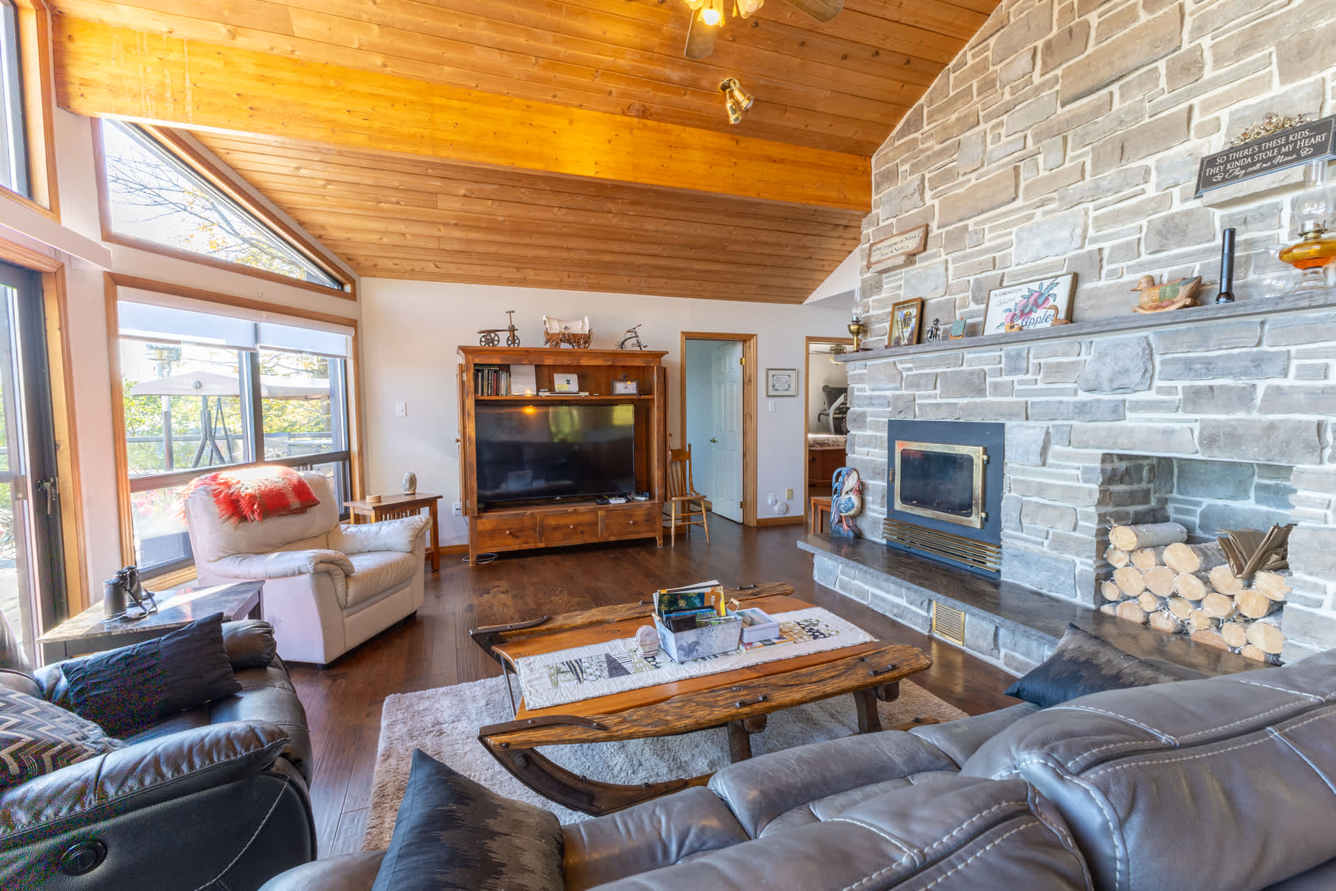RC - Cottage #1449