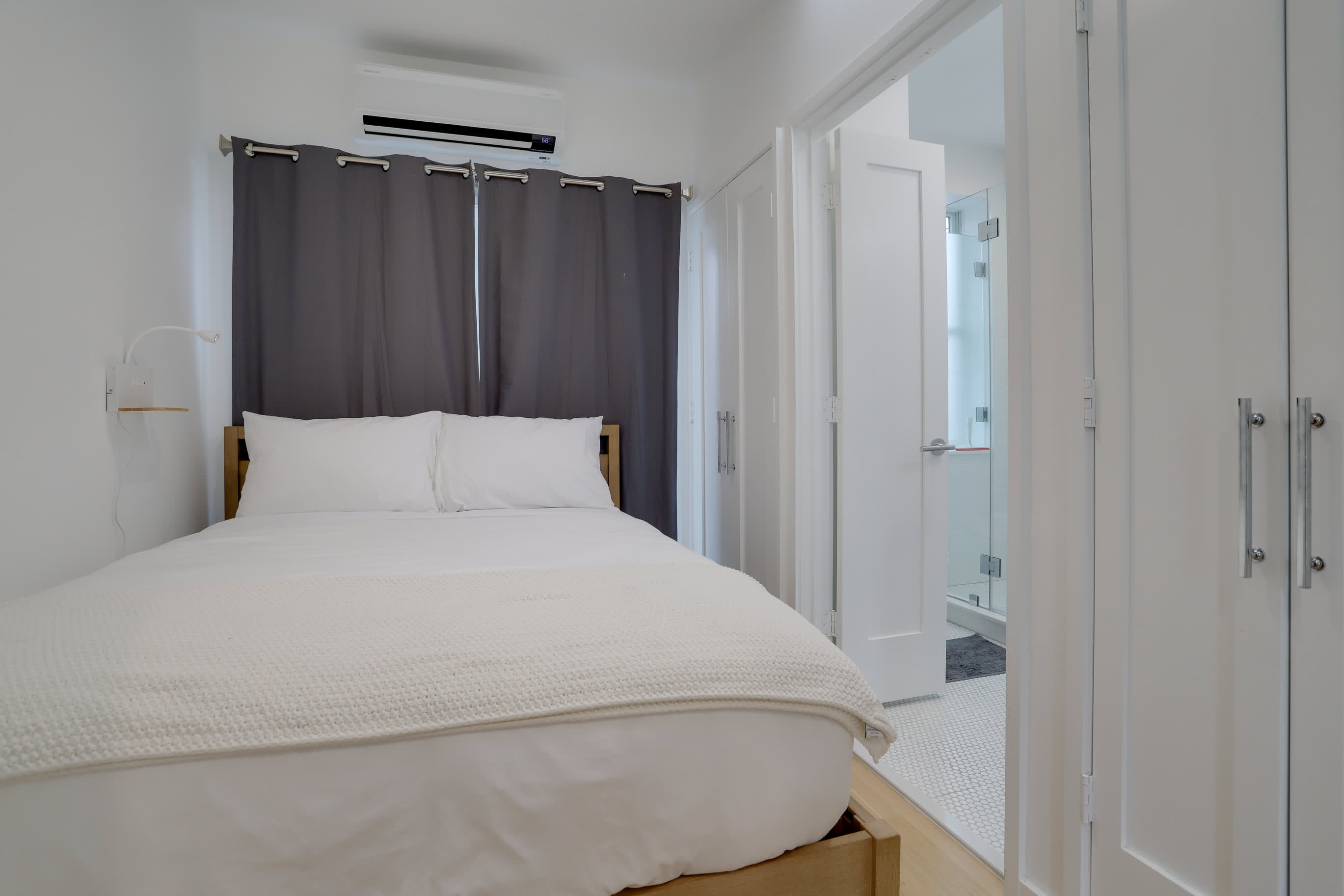 Sojourn Studio Carriage House near Eastern Market 3