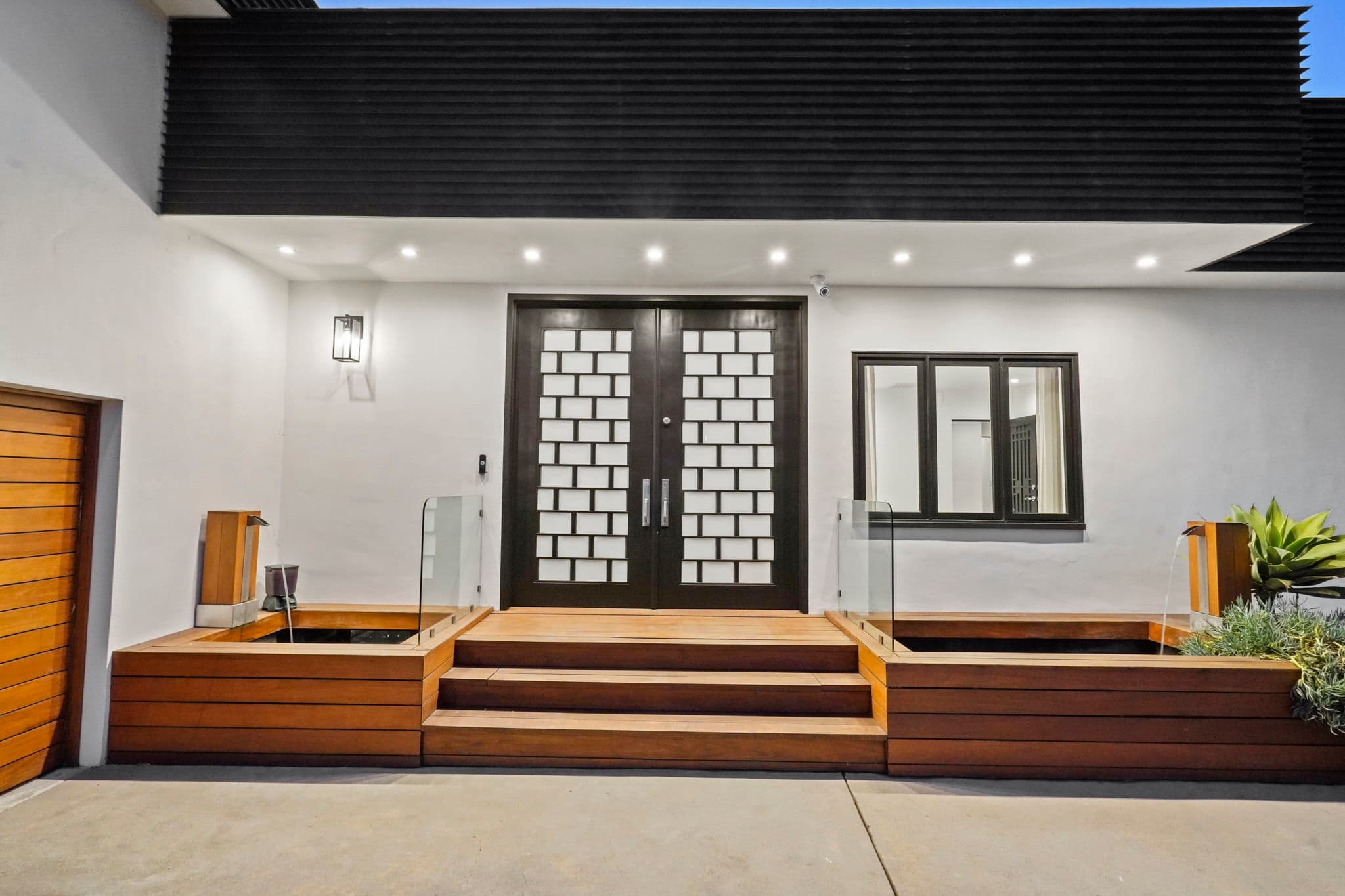 Feel the seamless blend of design and comfort as you arrive.