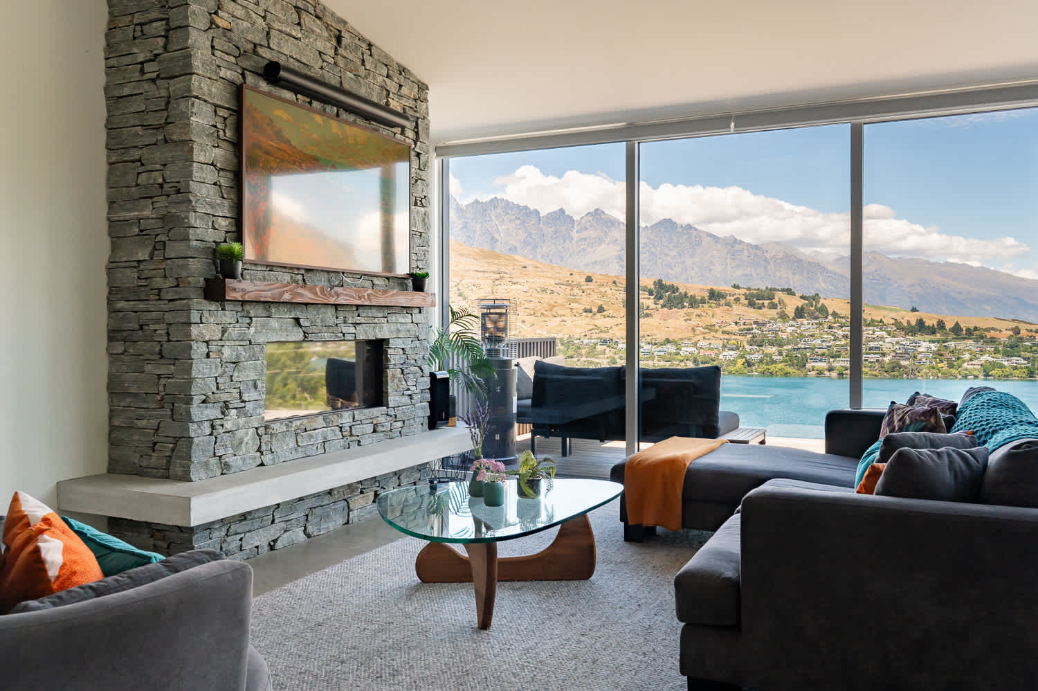 Queenstown luxury home booking