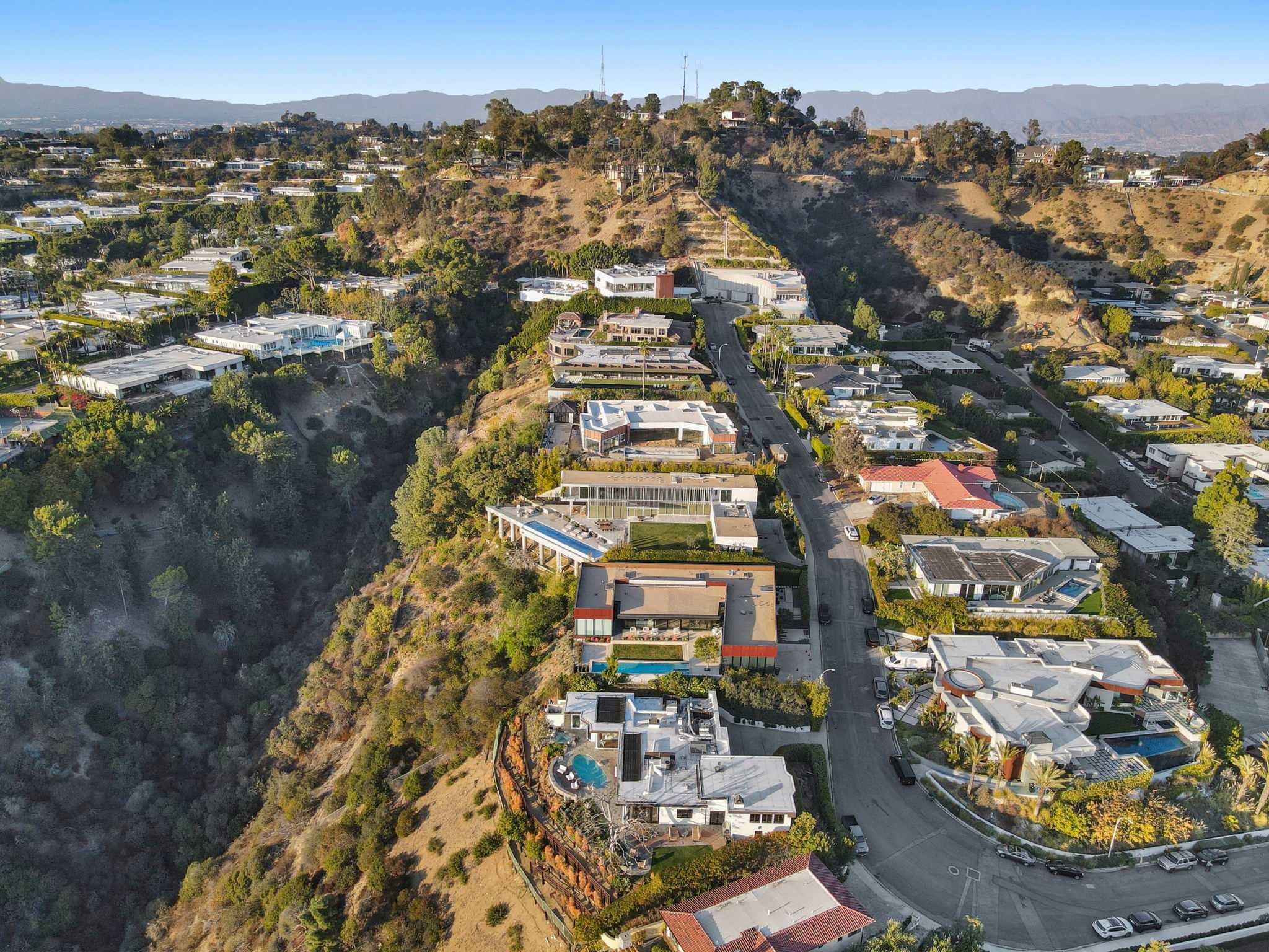 Experience Hollywood living from a vantage point like no other.