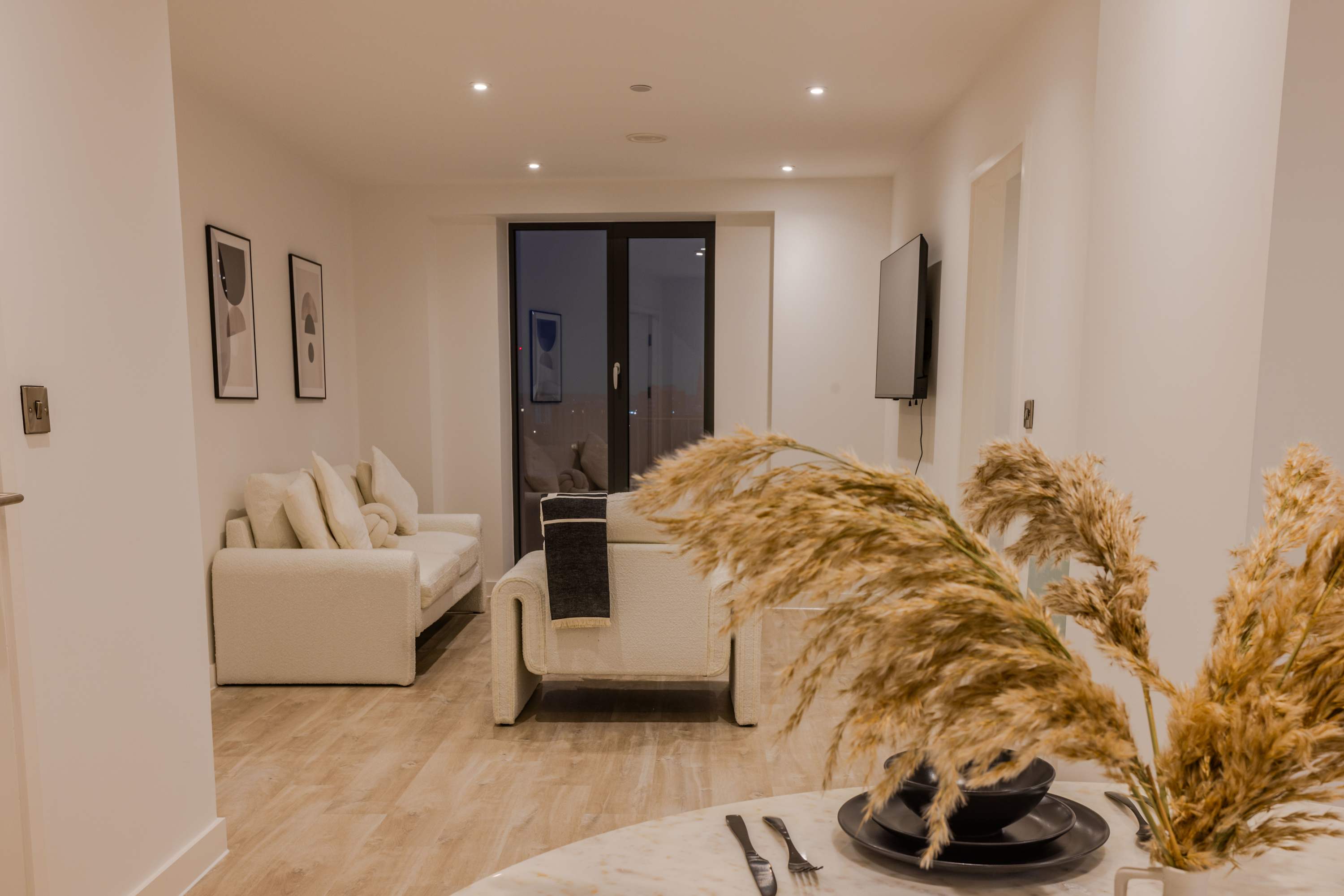 Bianco Suite 2BR with City Views