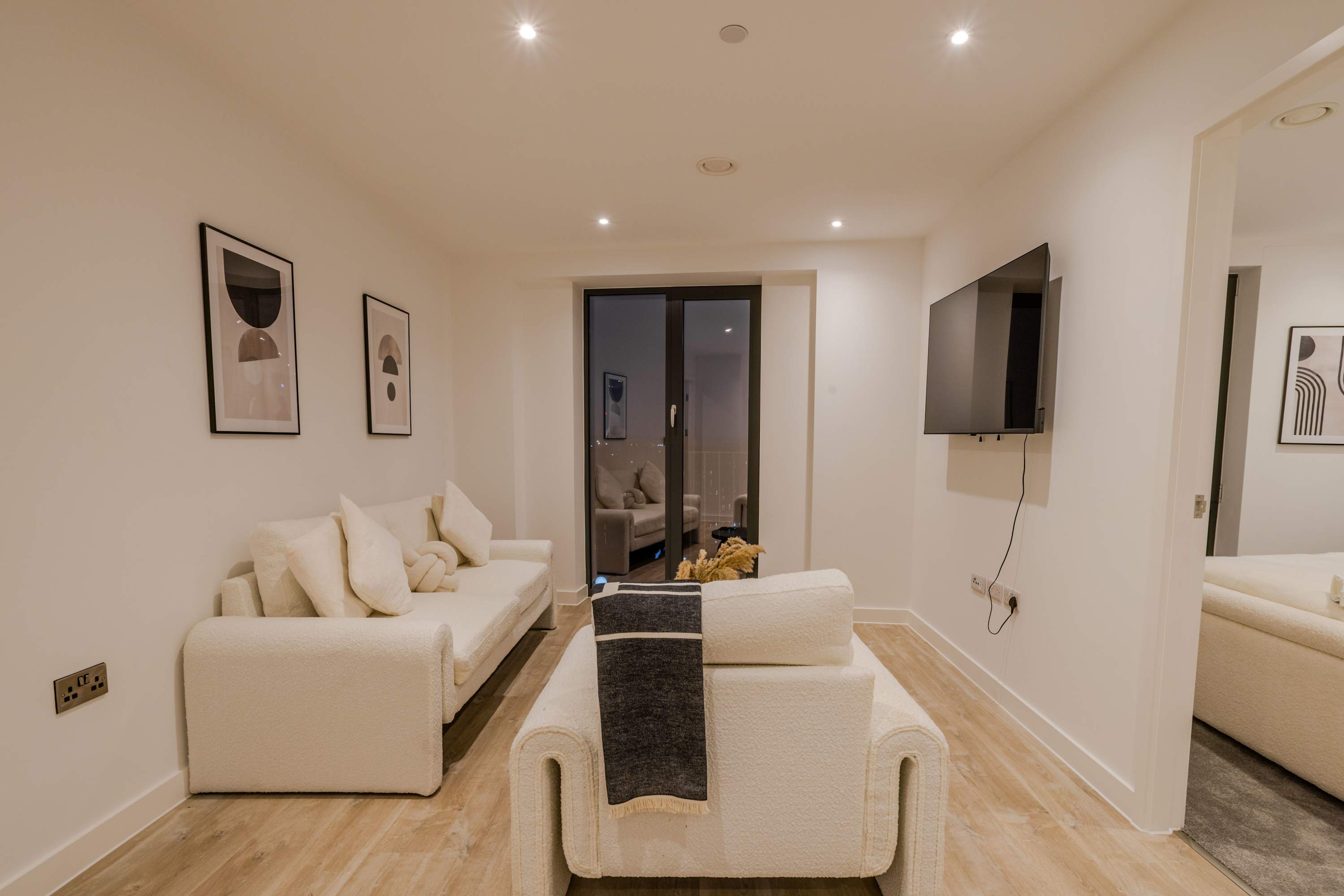Bianco Suite 2BR with City Views