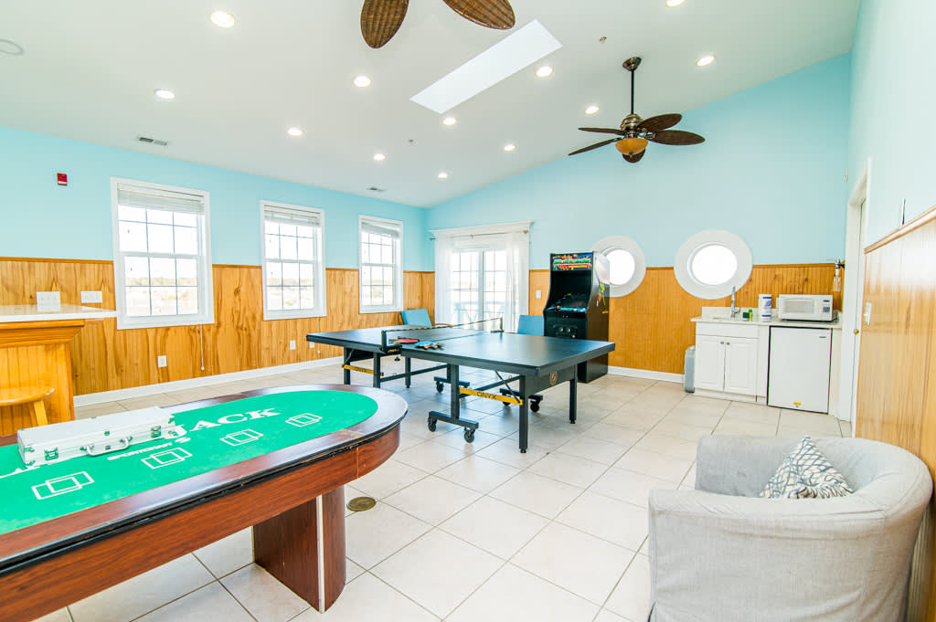 2 Game Rooms w 2 Ping Pong Tables