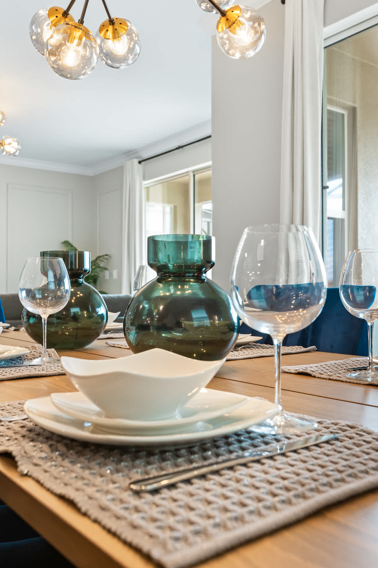 Upstay Poolside Mansion w Themed Arcade Cinema | Photo 19