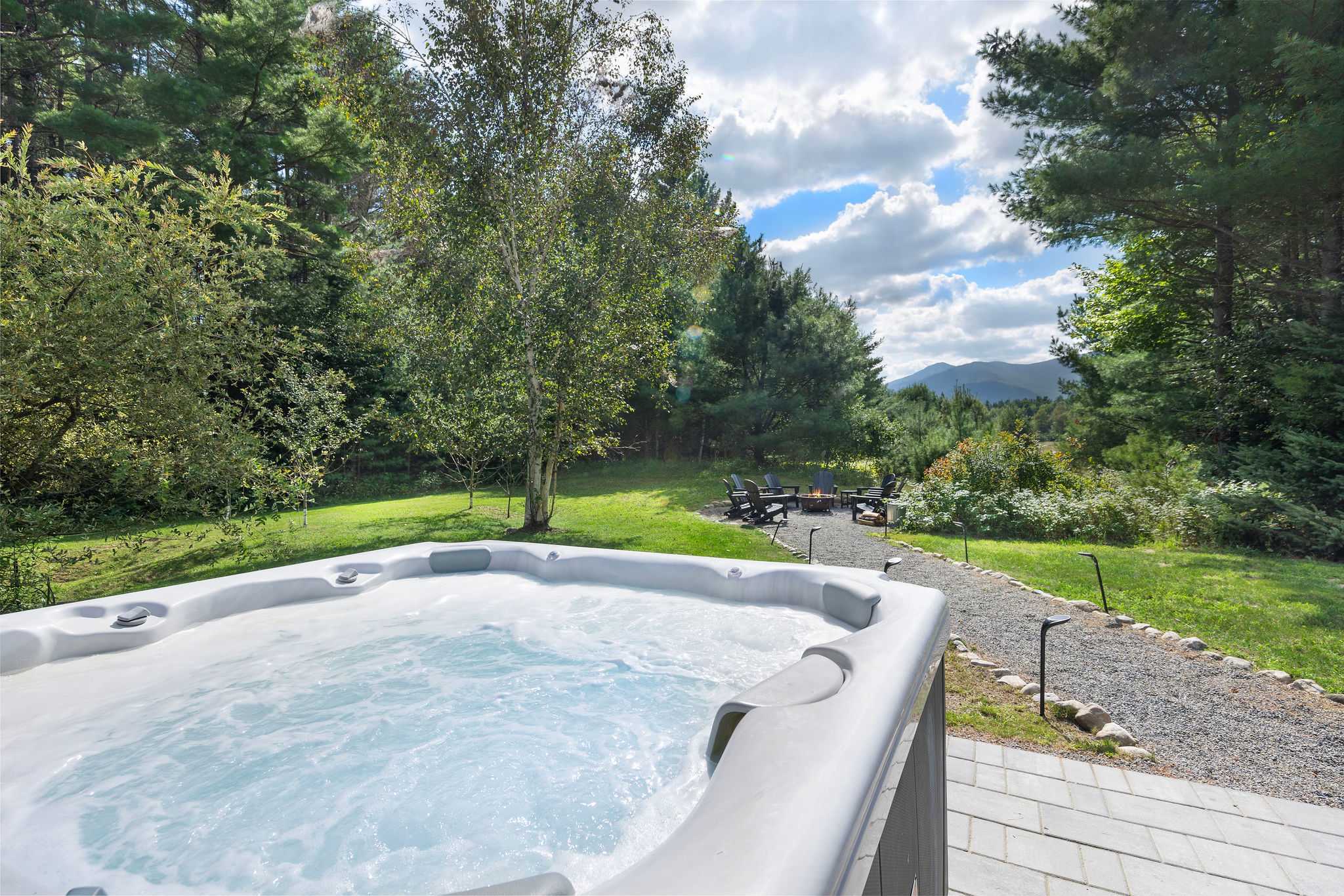 Three Peaks Lodge