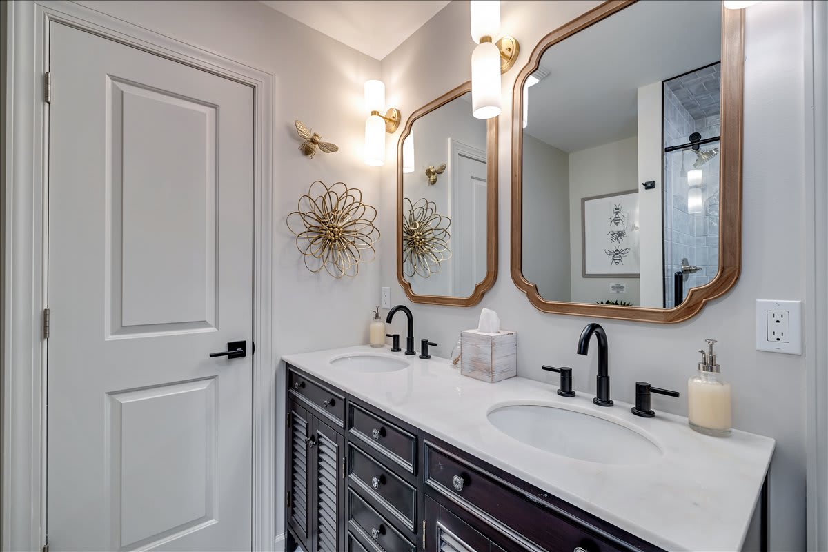 His and hers. Clean, modern, and stocked with essentials for your convenience.