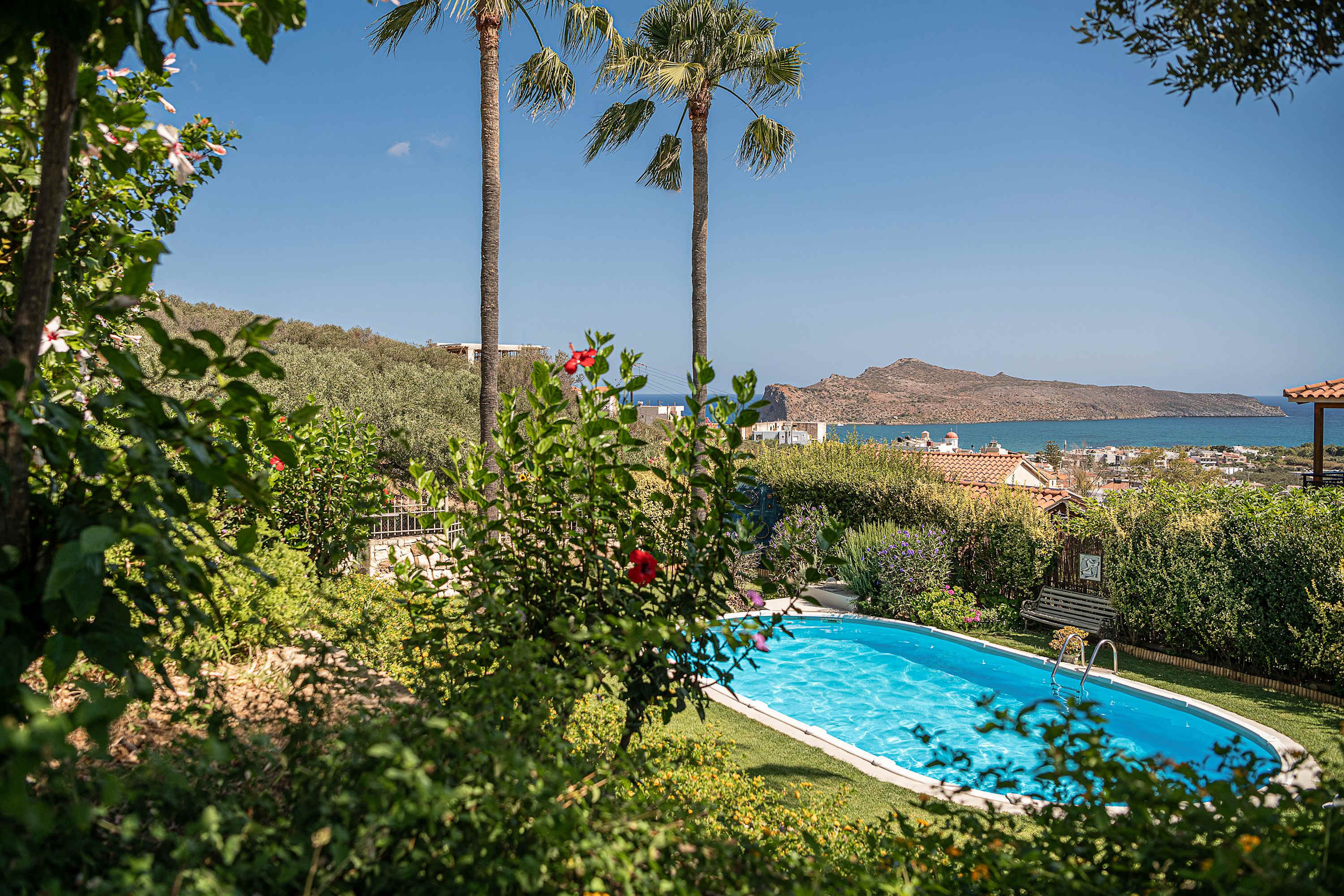 Andromia Studios | 2 Bedroom Apartment with pool in Agia Marina, Greece