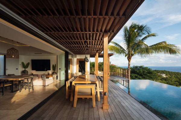 Beautiful Island Villa with Spacious Rooms | Photo 8