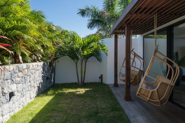 Beautiful Island Villa with Spacious Rooms | Photo 9