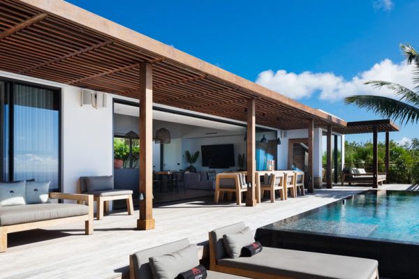 Beautiful Island Villa with Spacious Rooms | Photo 36