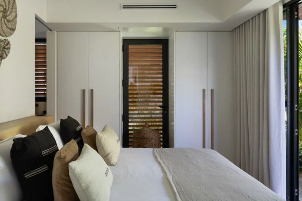 Beautiful Island Villa with Spacious Rooms | Photo 18