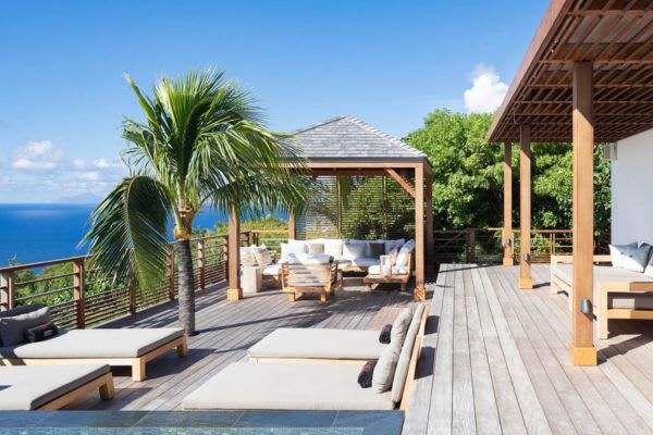 Beautiful Island Villa with Spacious Rooms | Photo 27