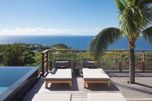 Beautiful Island Villa with Spacious Rooms | Photo 28