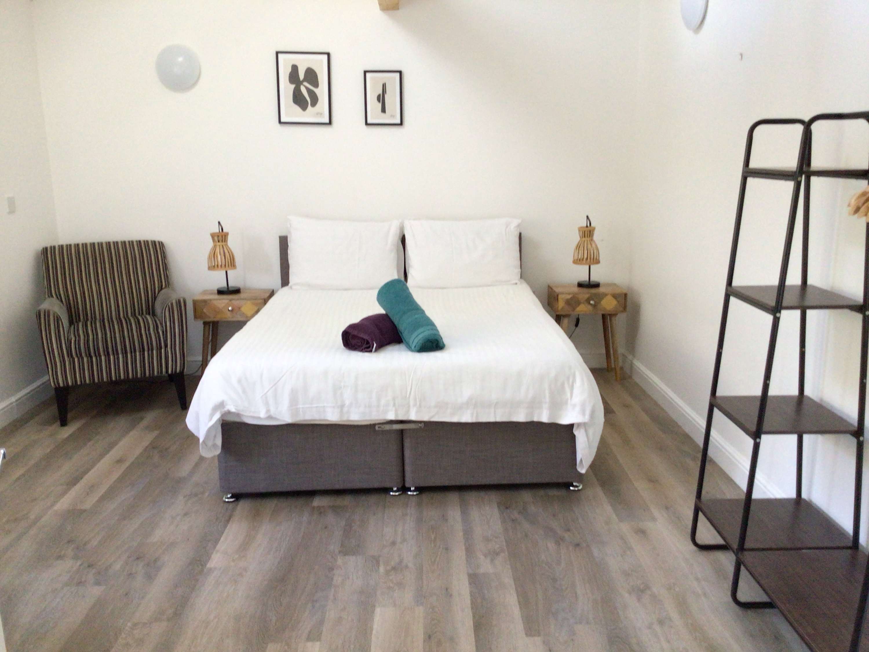 All ground floor luxury 1 bedroom property. in Westbrook Street, Blewbury OX11 9QA - Property image 12 - VivreStays