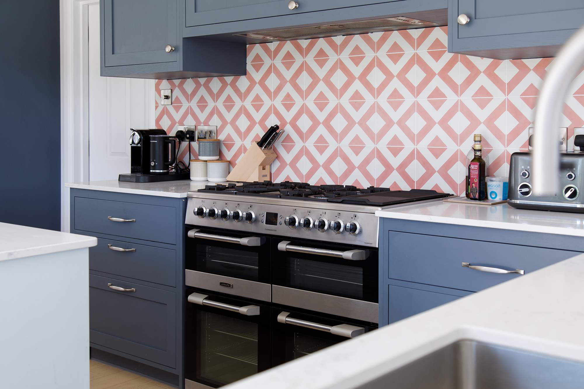 The impressive double range will make cooking for 10 easy!