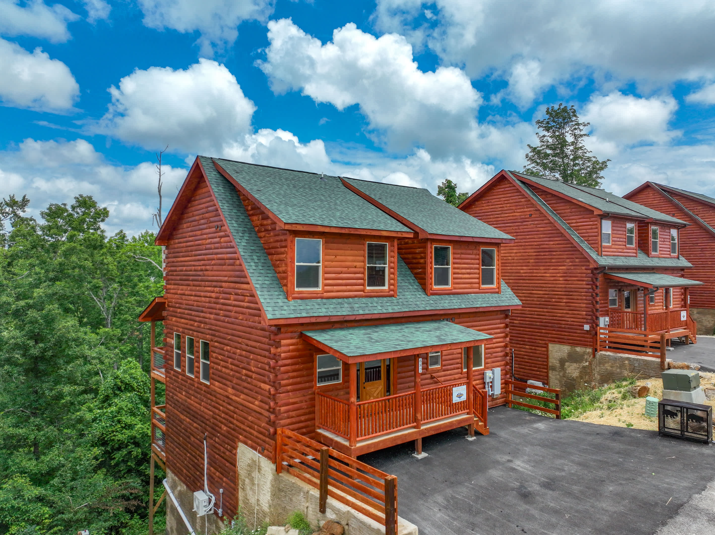 Featured Property Touch The Morning Luxury 4 Bedroom Pool Cabin