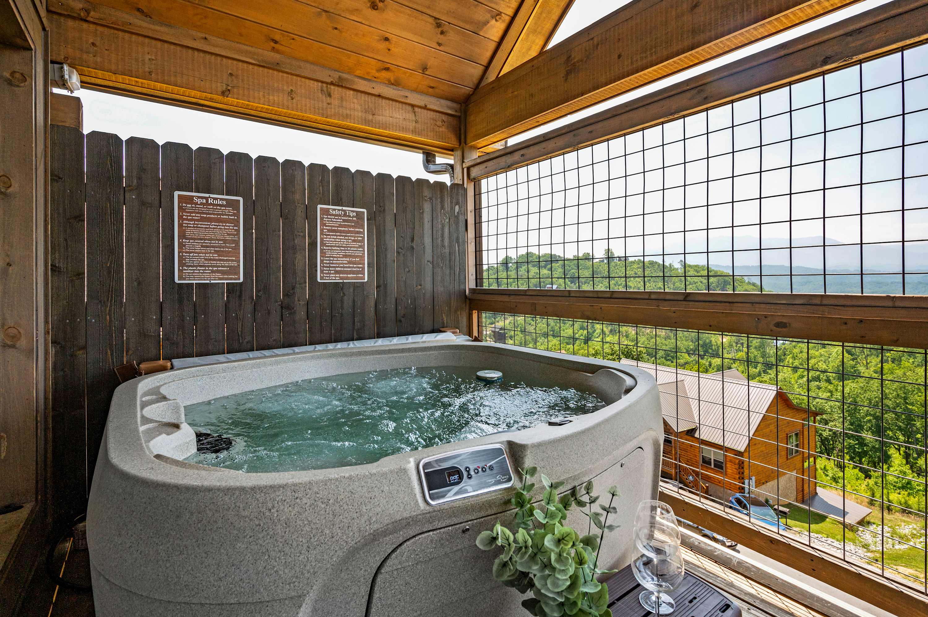 Featured Property Starr Scape Luxury Smoky Mountain Cabin