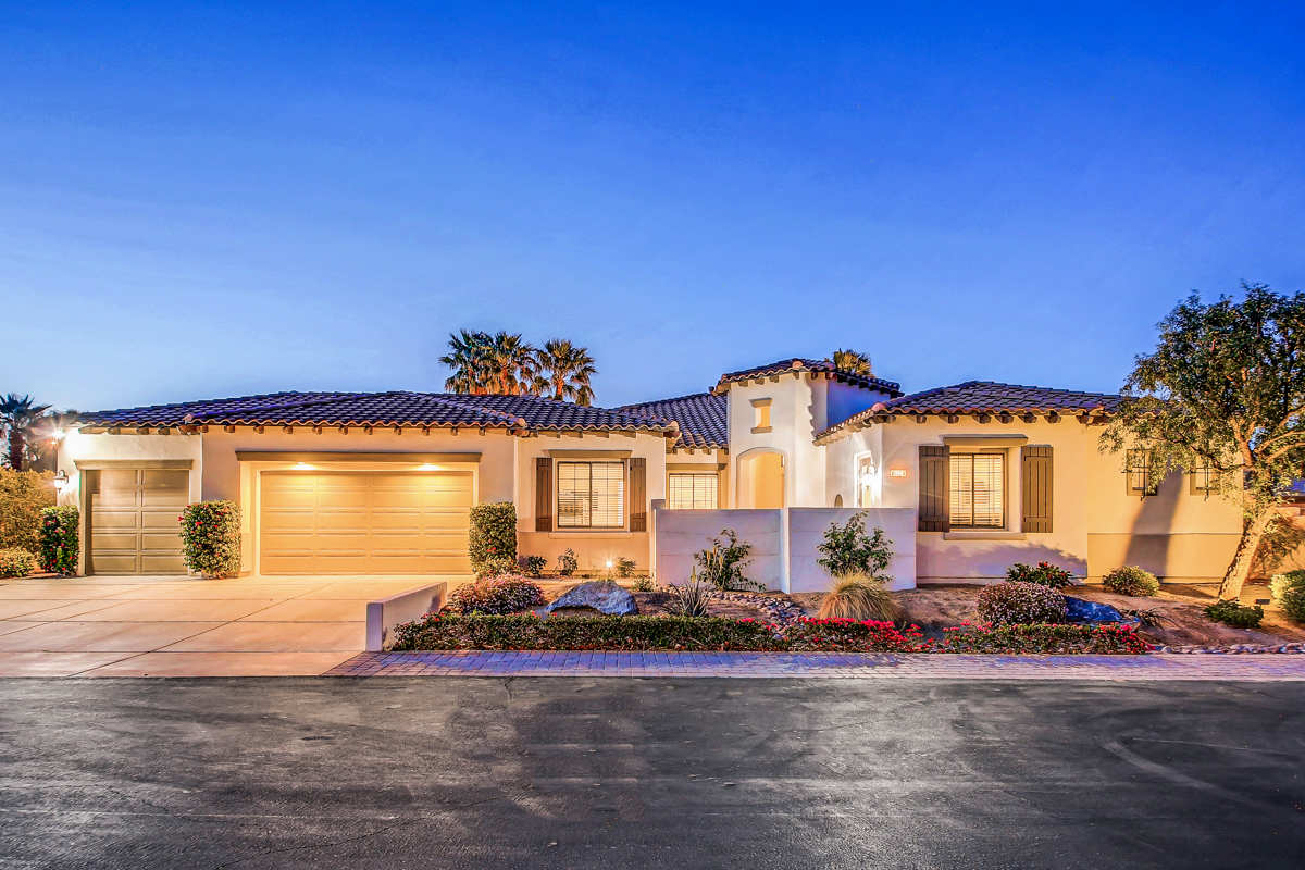 Elegant Desert Oasis near Coachella & Palm Springs 5