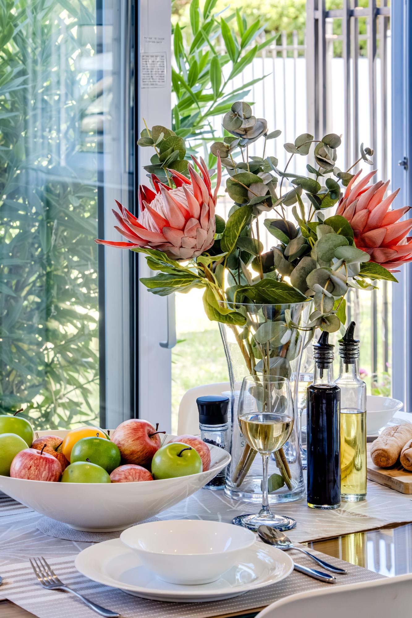 Stylish 2 Bedroom Apartment in Camps Bay ASilvertide 5