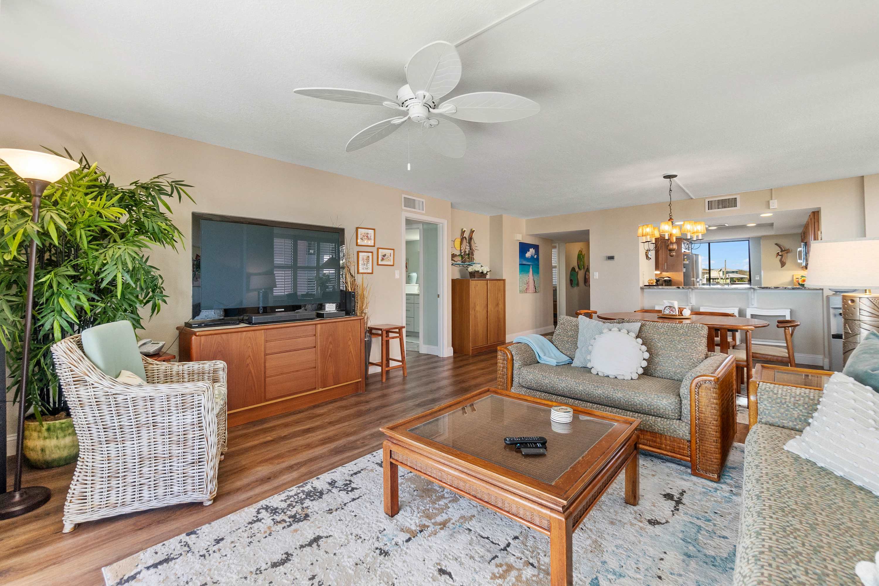 Catch the Breeze | Direct Oceanfront | Heated Pool — photo 13