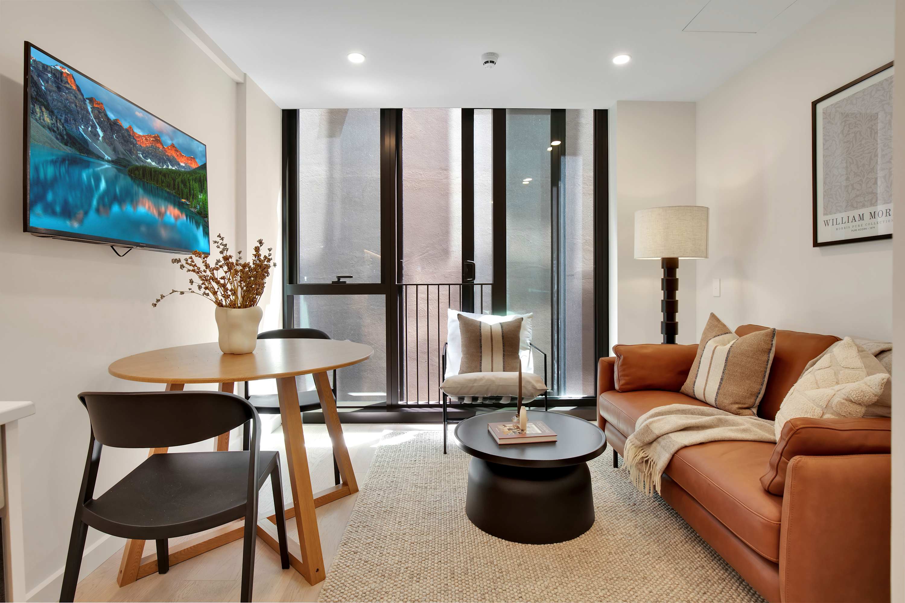 Stylish Stay on Courtenay – 1BR APT