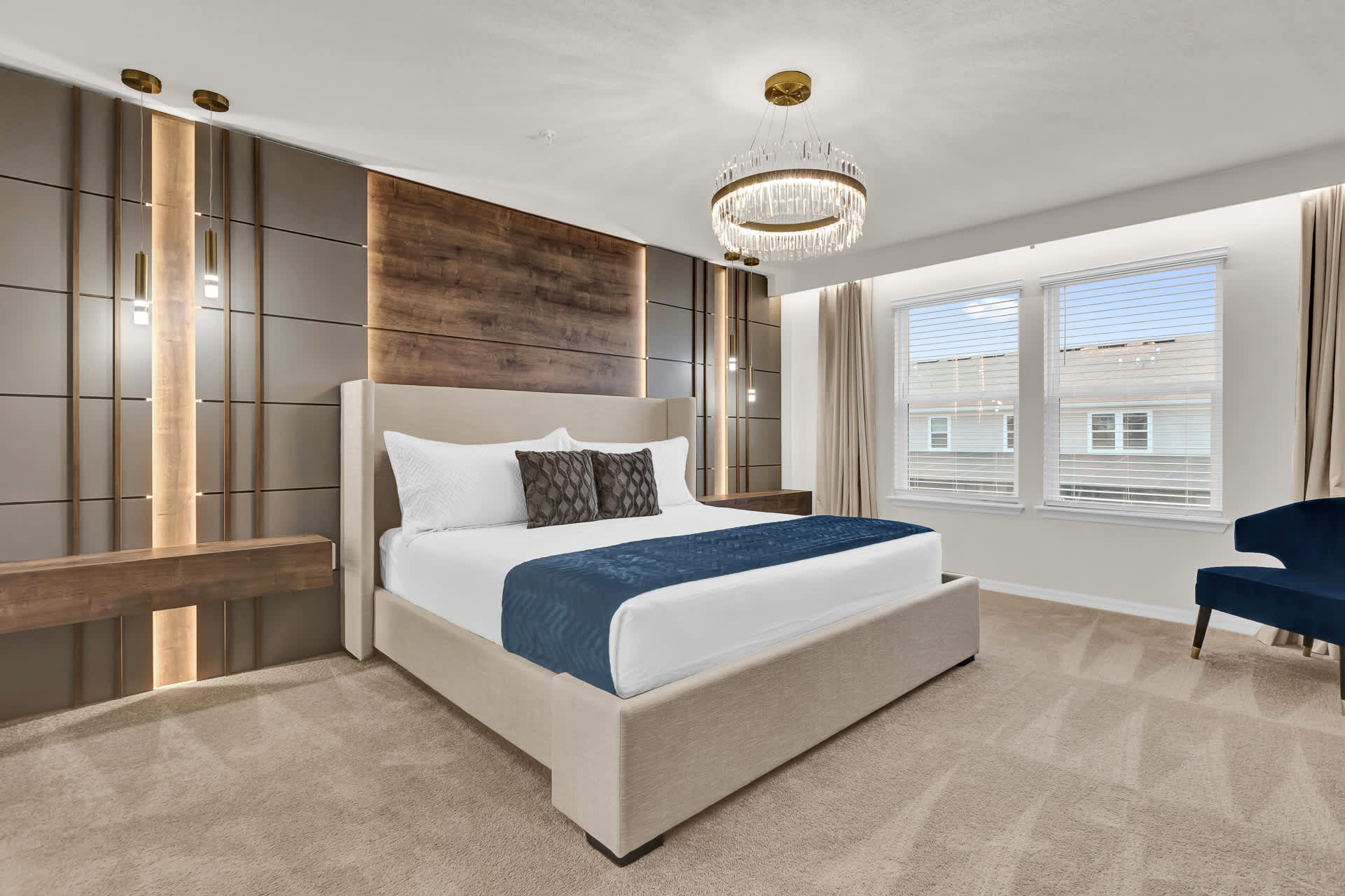 Contemporary Elegance - King Bedroom with En-Suite Bathroom