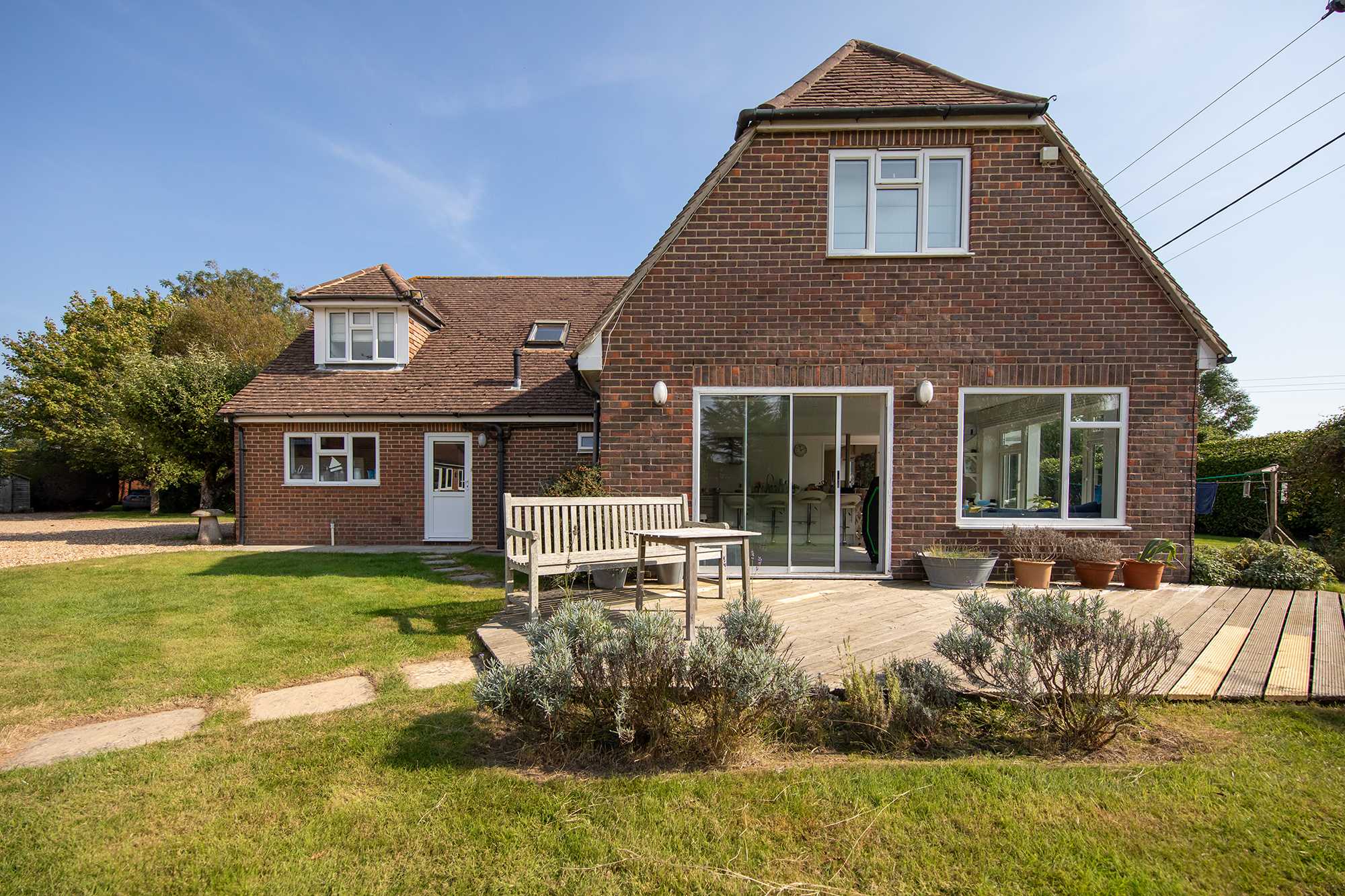 The home is exclusively yours without interruption during your stay.