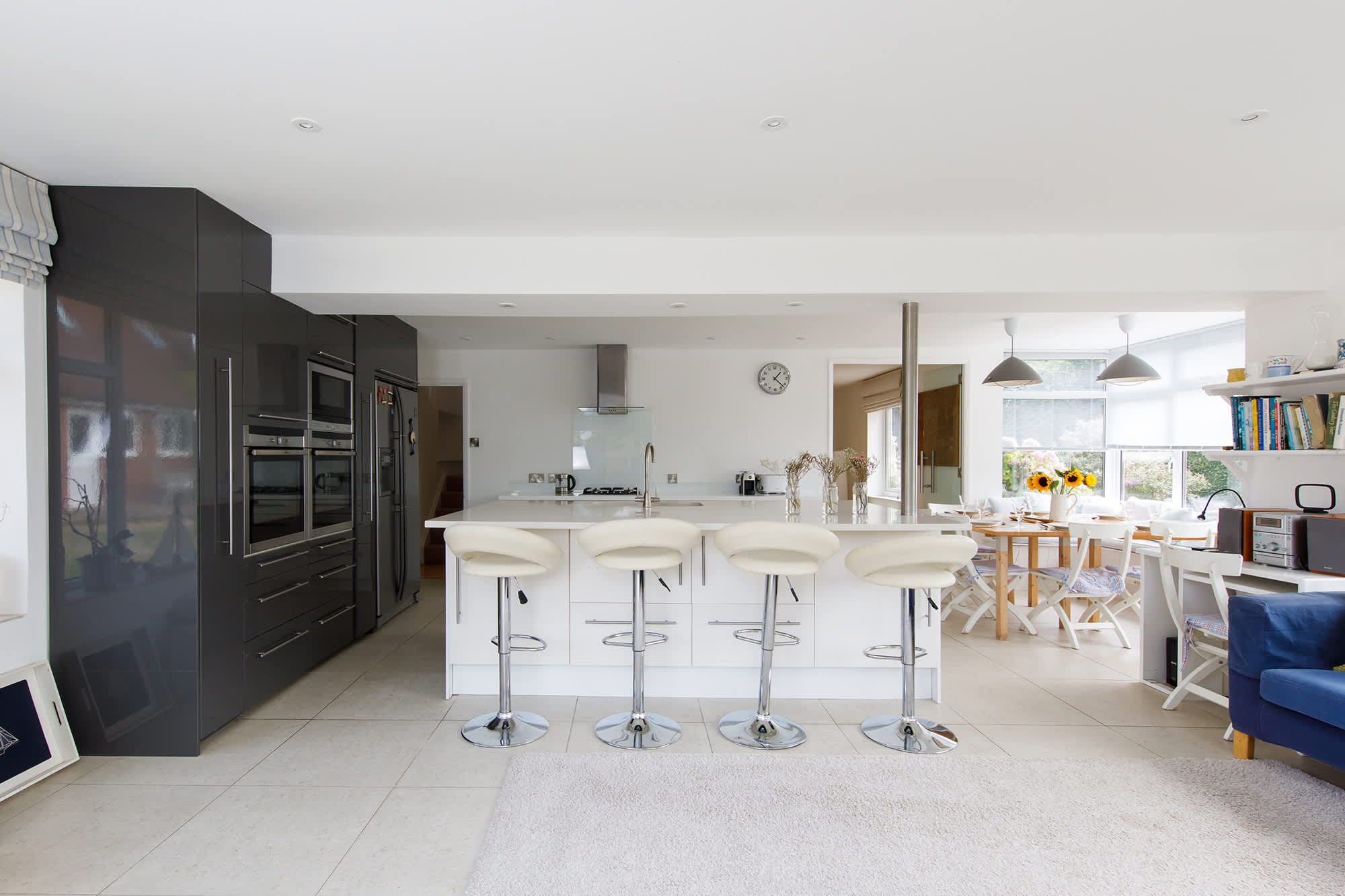 Secluded rural retreat, close to beach – sleeps 12