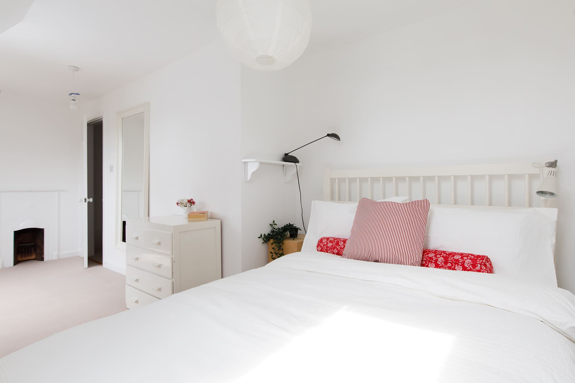 There are reading lamps in all the bedrooms, so get stuck into a good book during your stay!