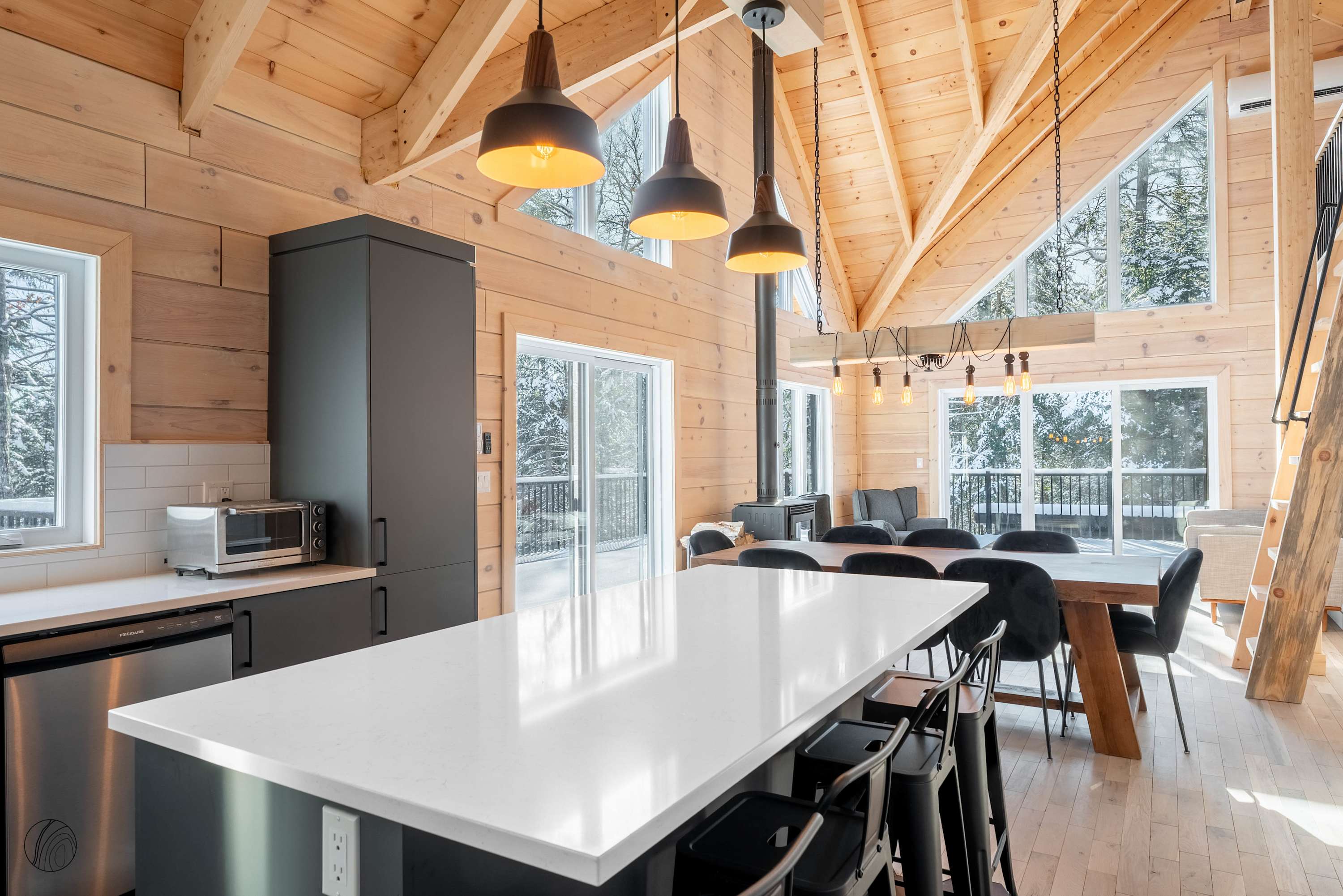 Chalet image 3