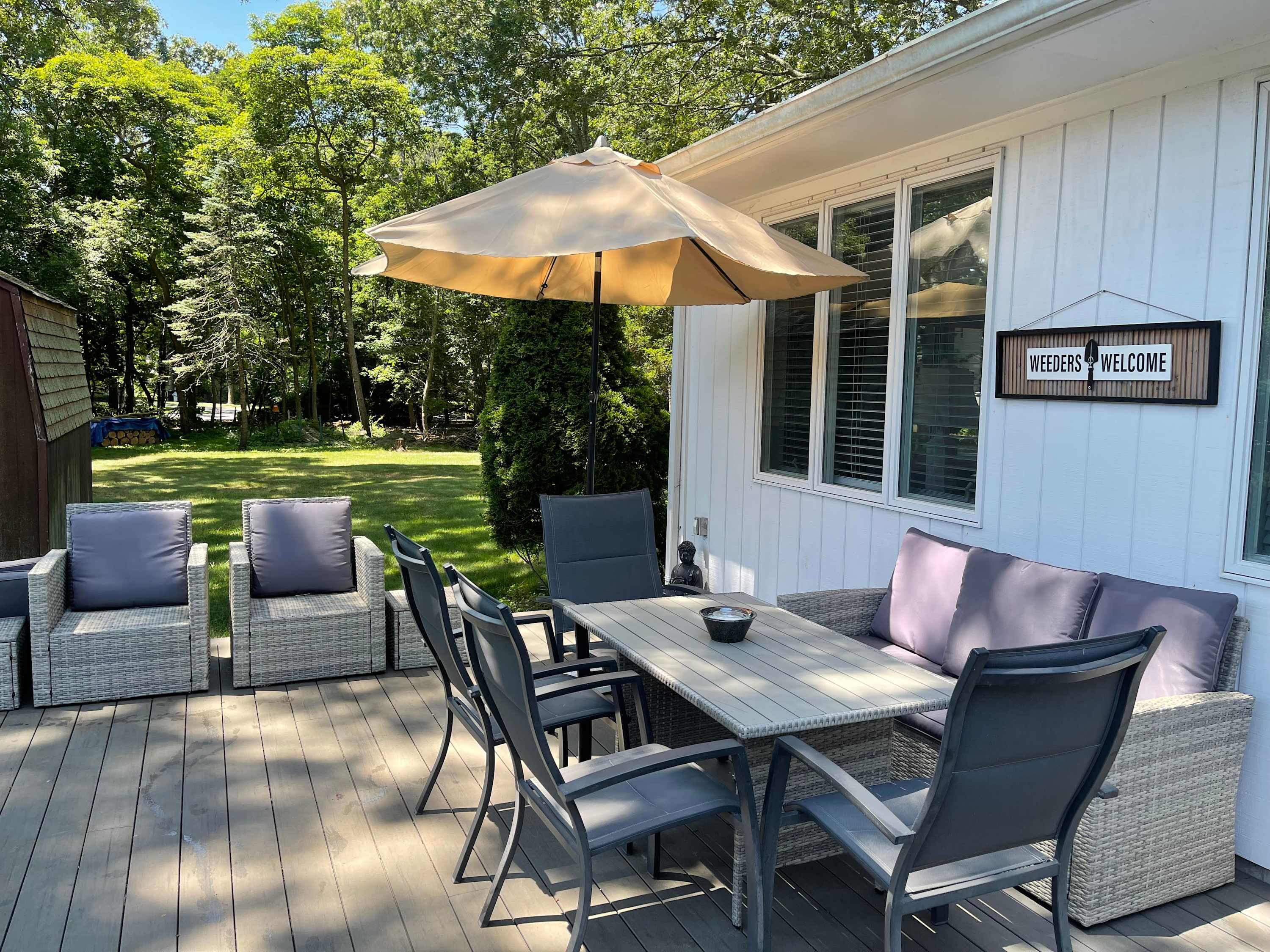 Poppy’s Hampton House: Big Yard, Beach, Renovated