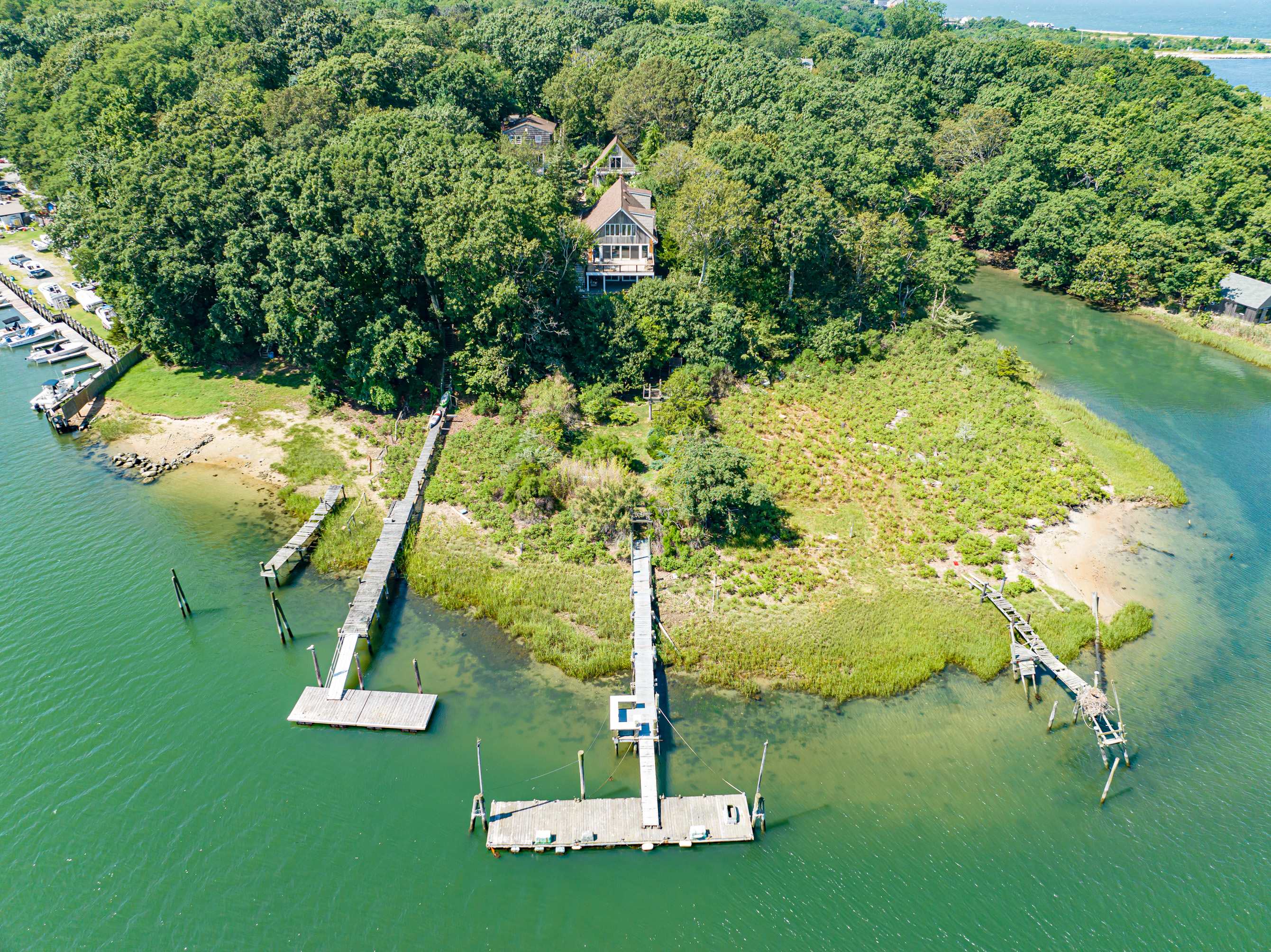 Nature’s Paradise: Private Dock & Water Views