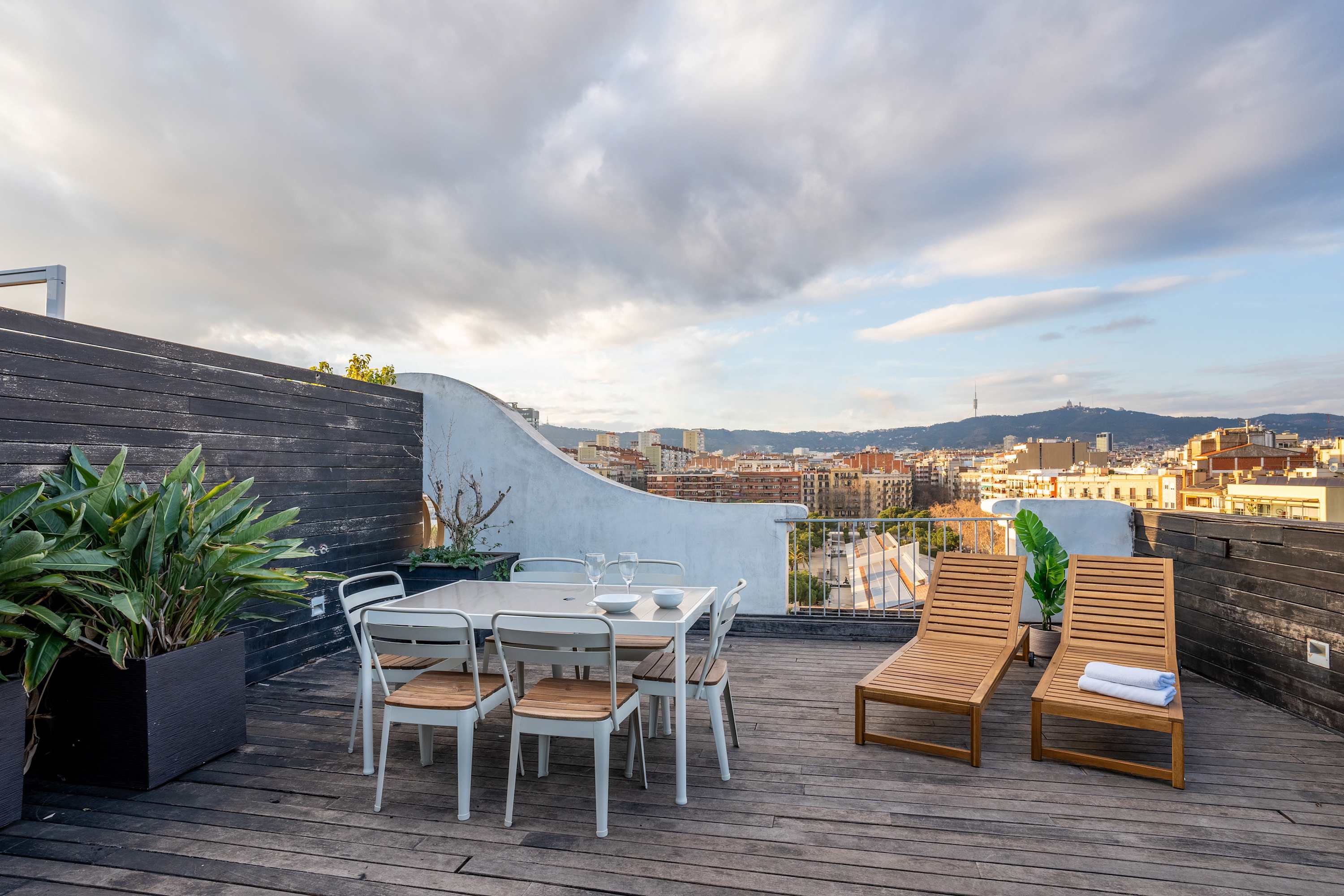 Amazing 3 bedroom penthouse in Plaza España — Barcelona, Catalunya — vacation rental